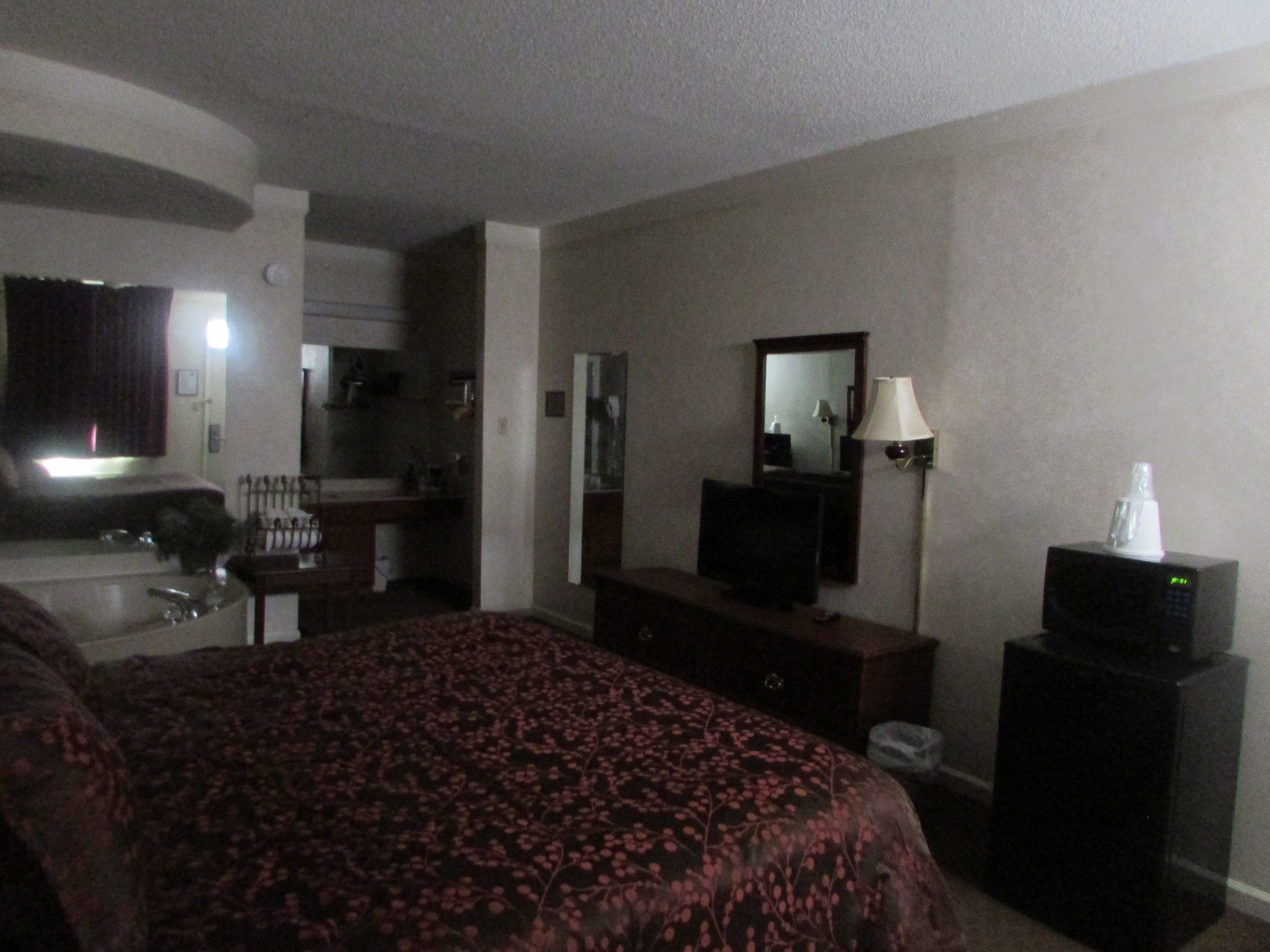 Plantation Oaks Suites & Inn