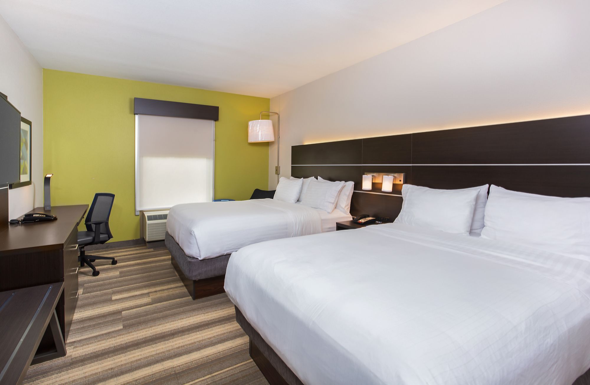 Holiday Inn Express & Suites Morristown