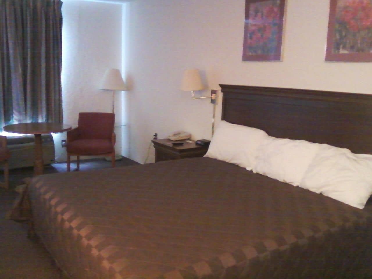 Americourt Mountain City