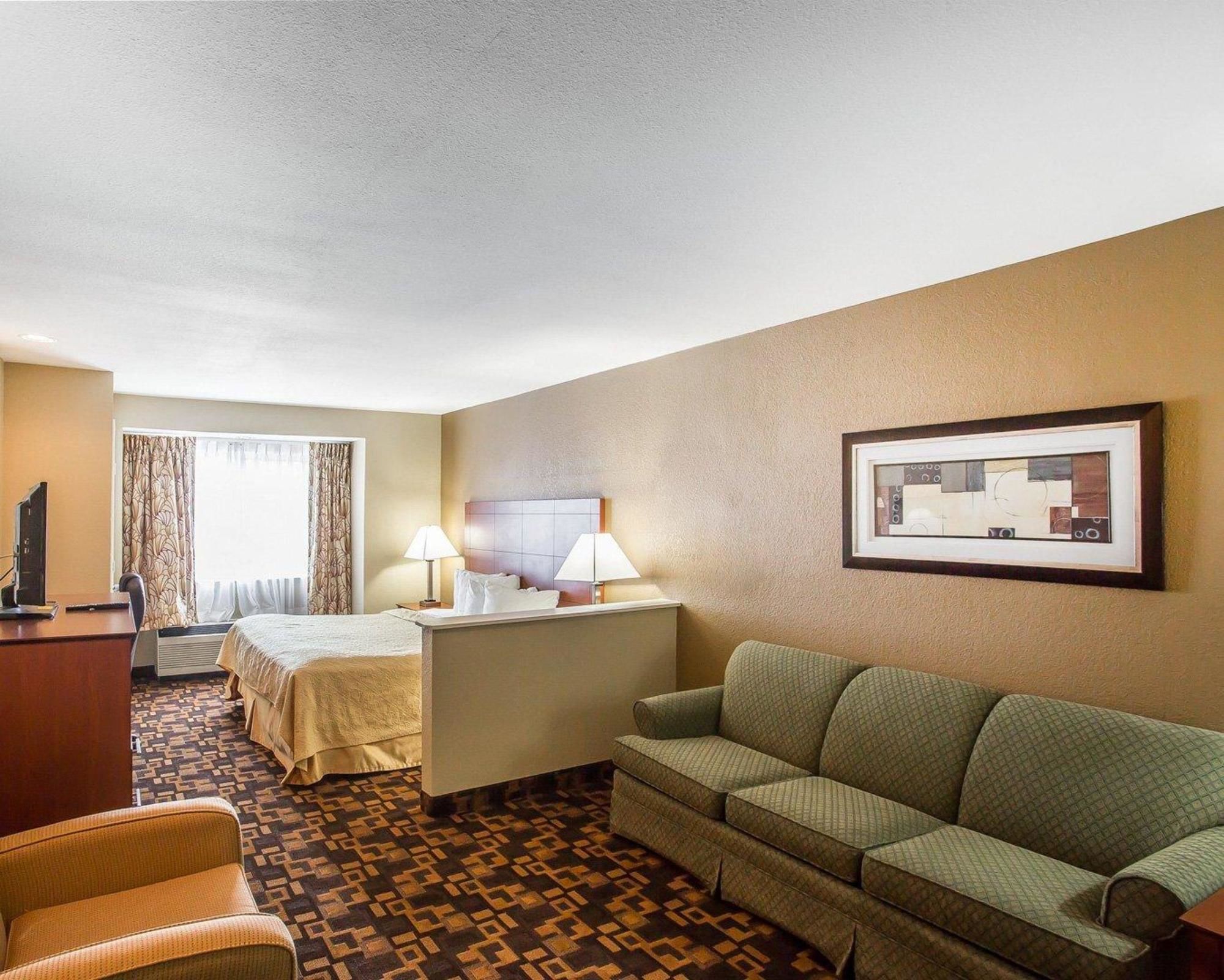 Quality Inn & Suites
