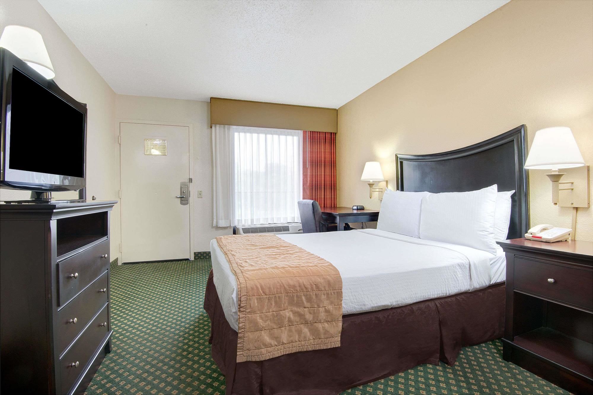 Baymont by Wyndham Nashville Airport