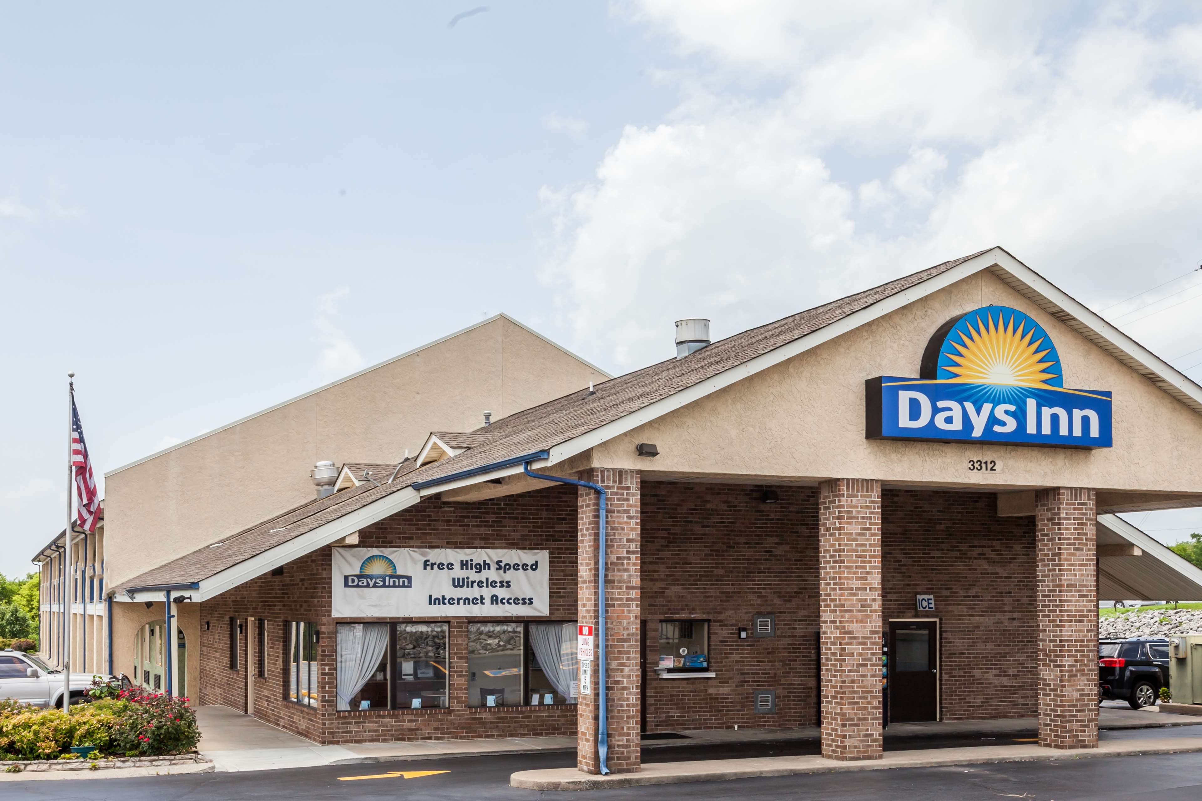 Days Inn By Wyndham Nashville North/Opryland Area