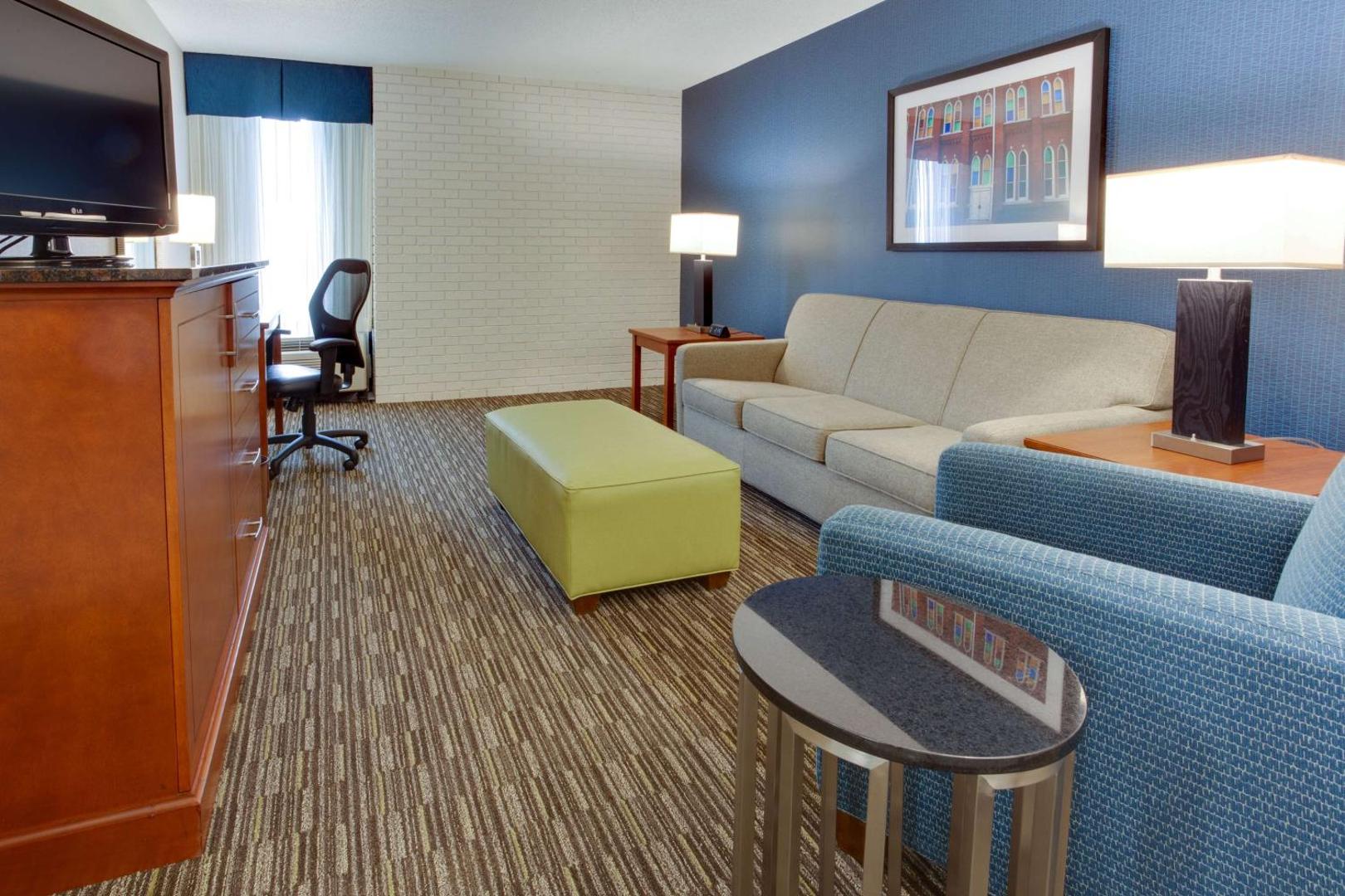 Drury Inn & Suites Nashville Airport