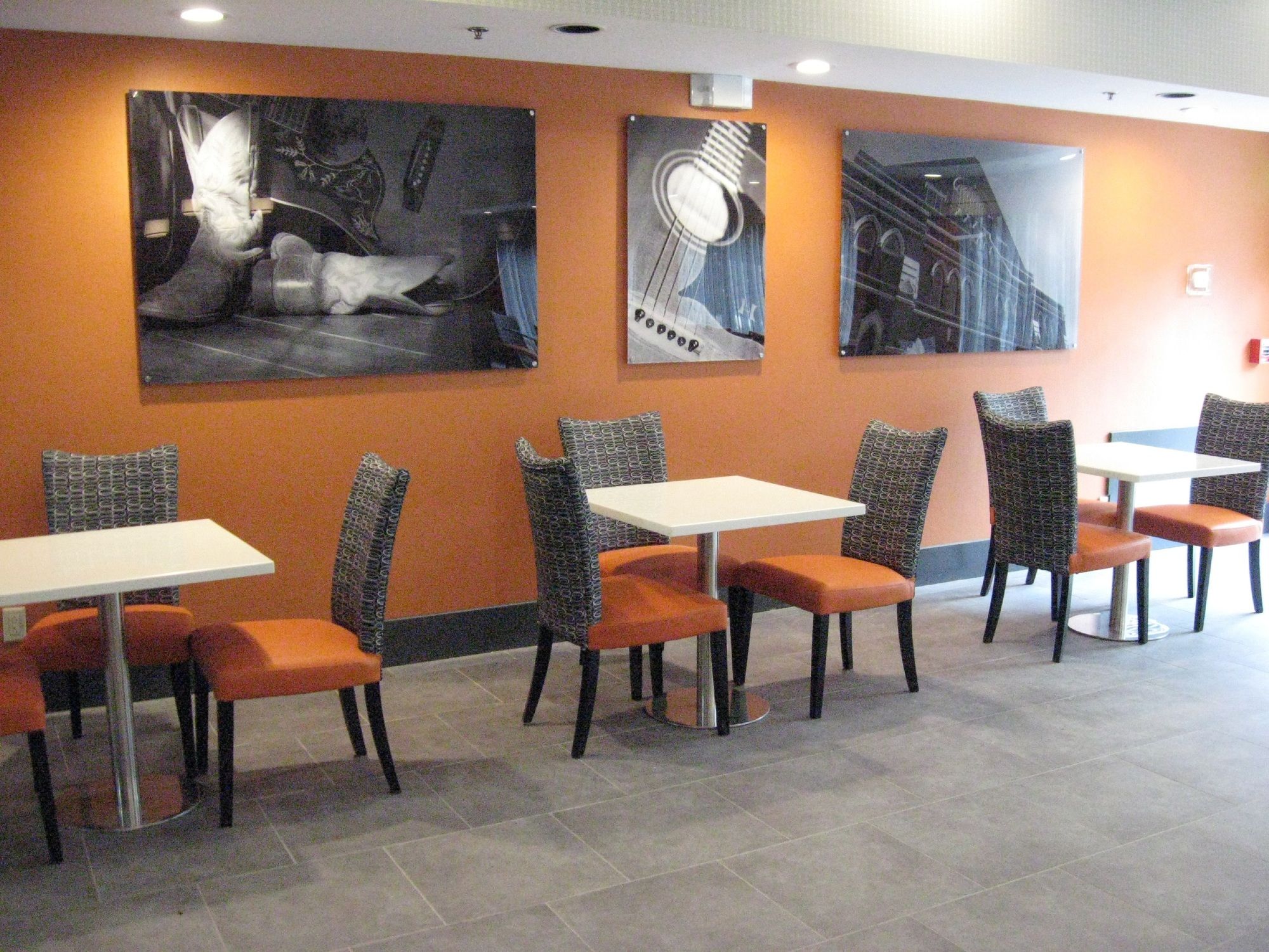 Holiday Inn Express & Suites Nashville Southeast - Antioch