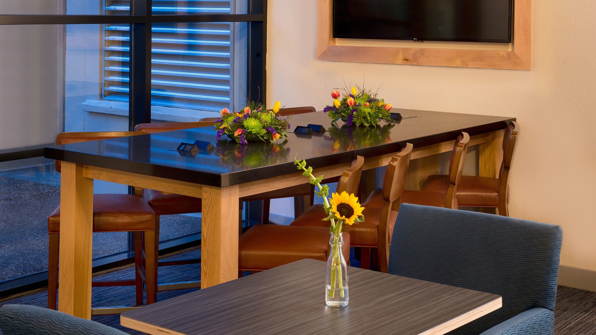 Holiday Inn Express Nashville Airport