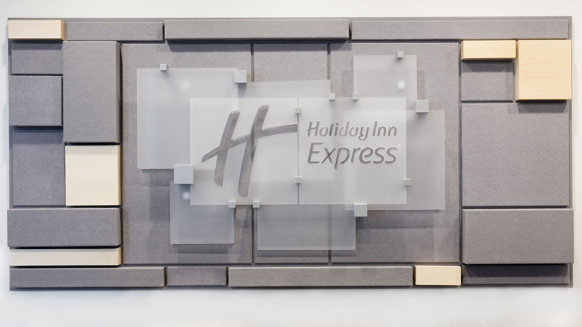 Holiday Inn Express Nashville Airport