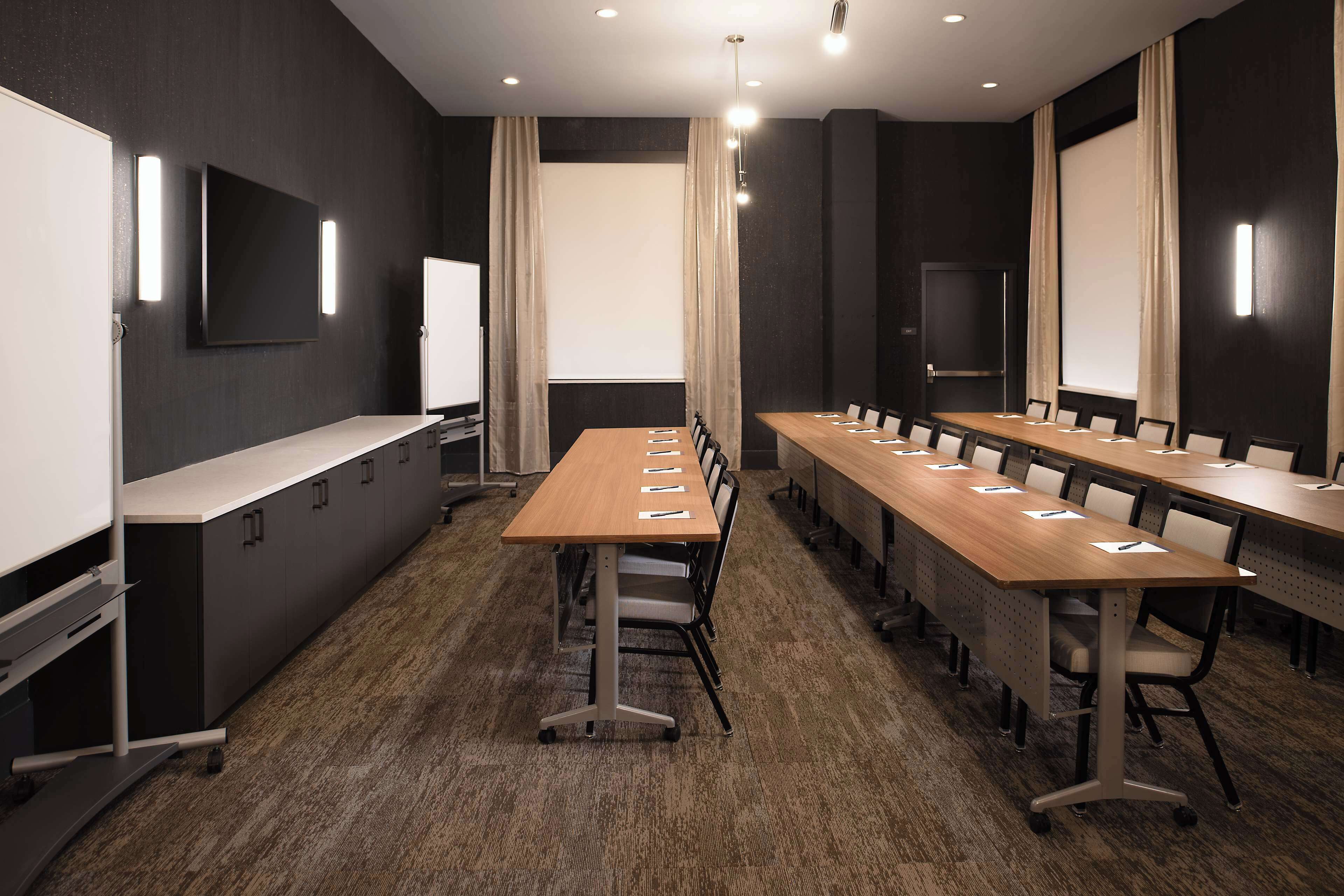 Hyatt Place Nashville / Green Hills