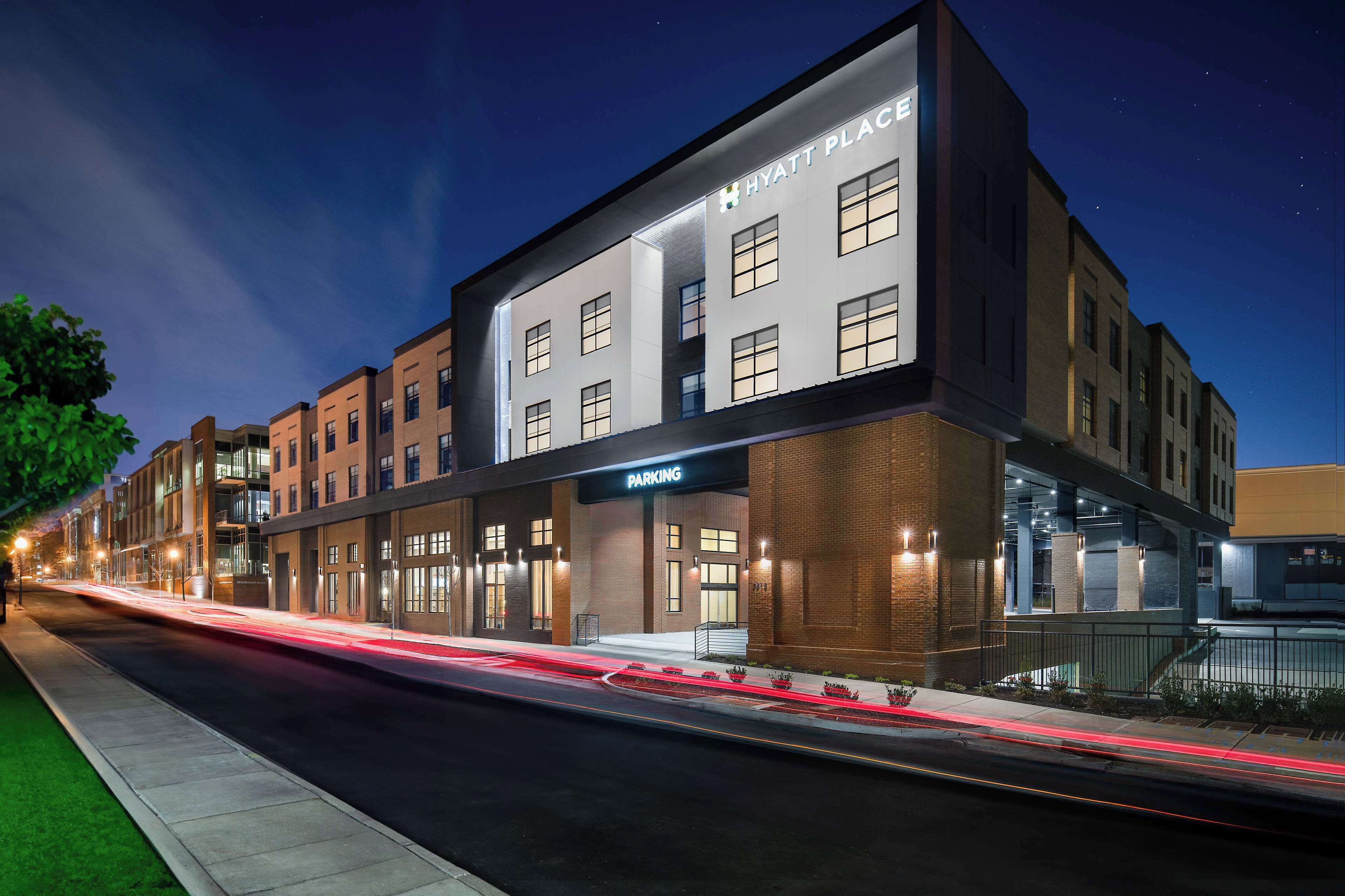 Hyatt Place Nashville / Green Hills