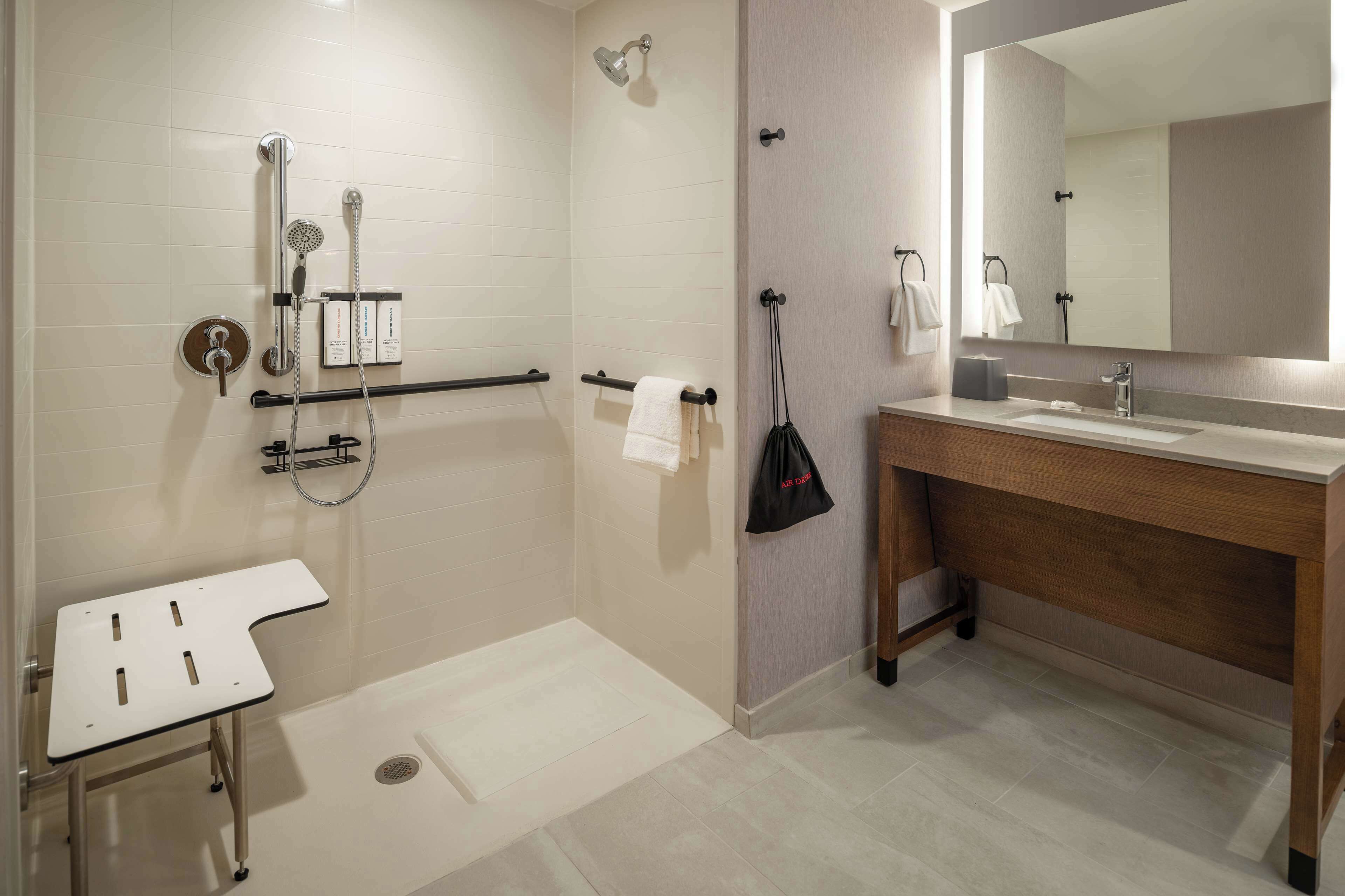 Hyatt Place Nashville / Green Hills