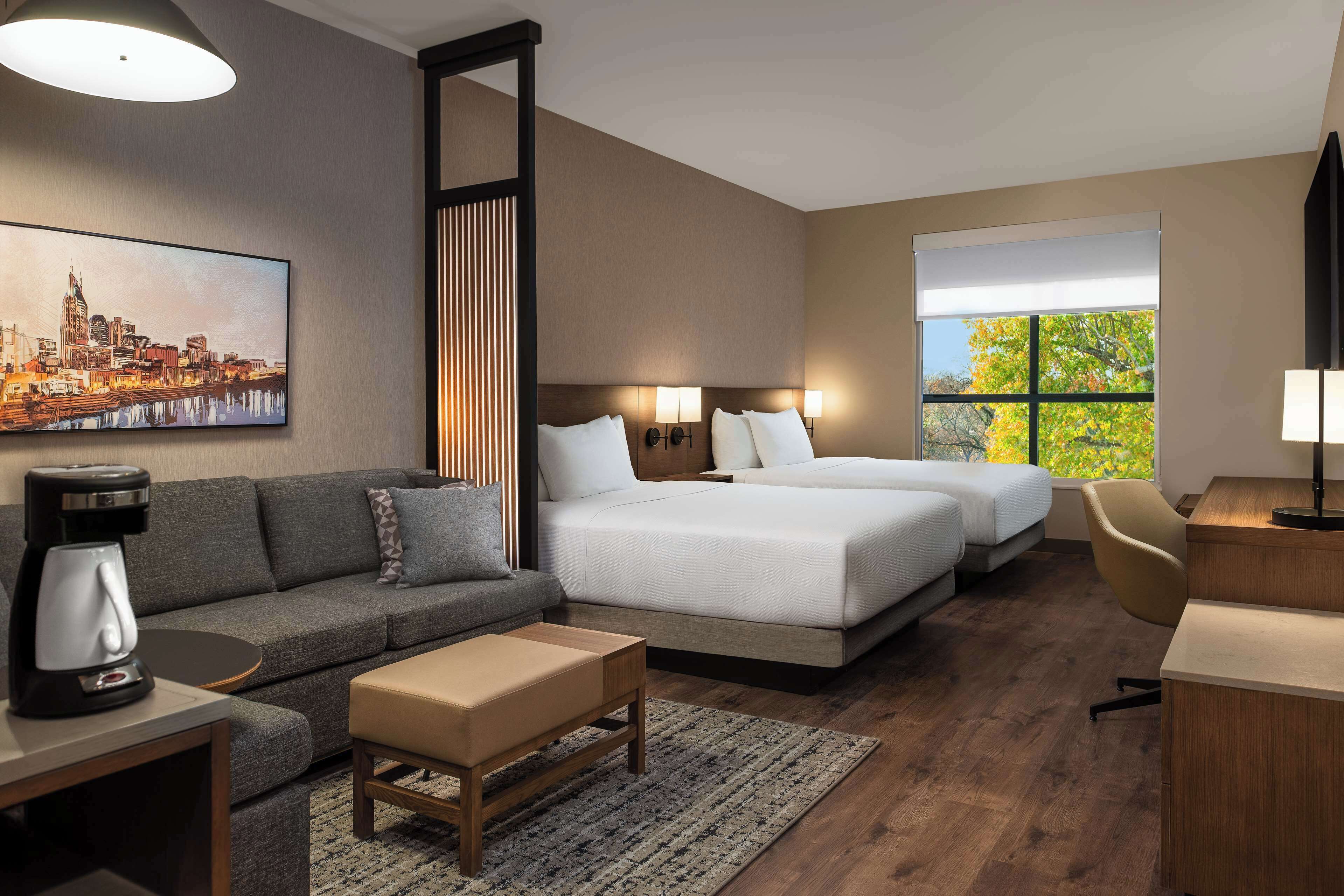 Hyatt Place Nashville / Green Hills
