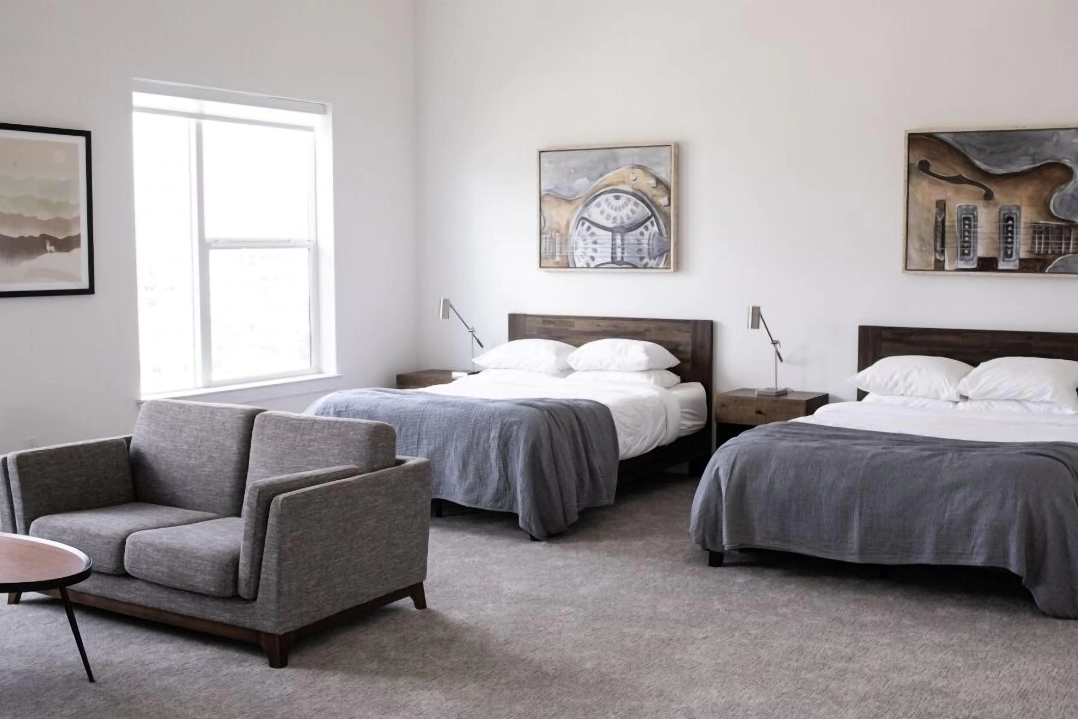 Infinity Music Row Apartments