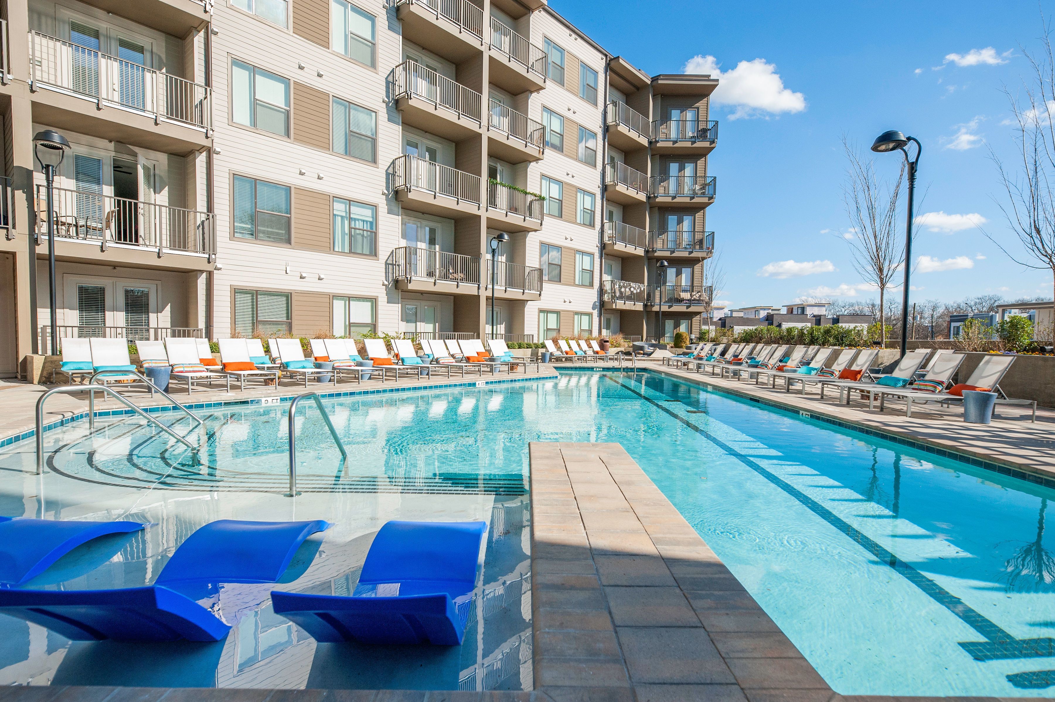 Infinity Music Row Apartments