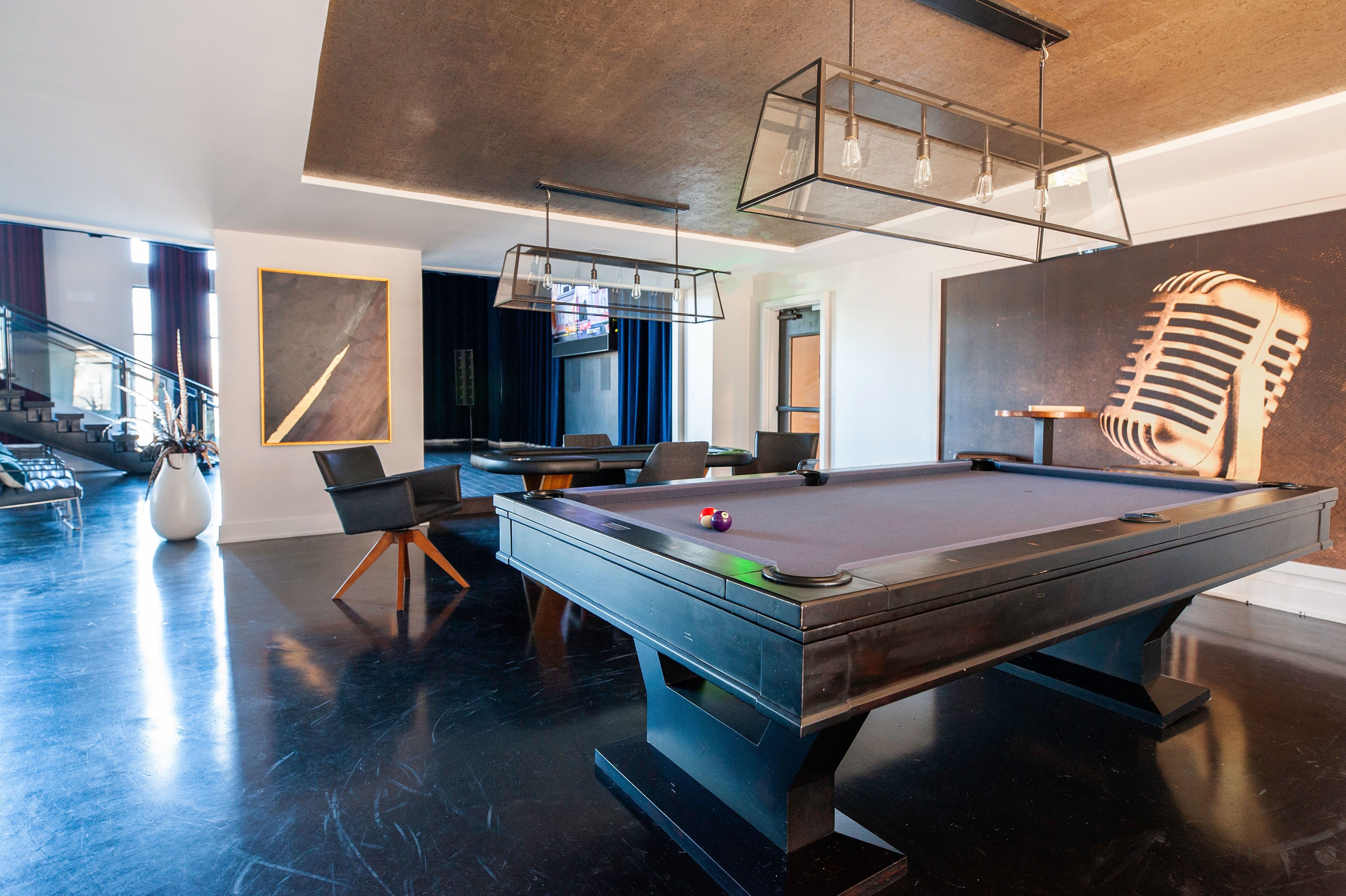 Infinity Music Row Apartments