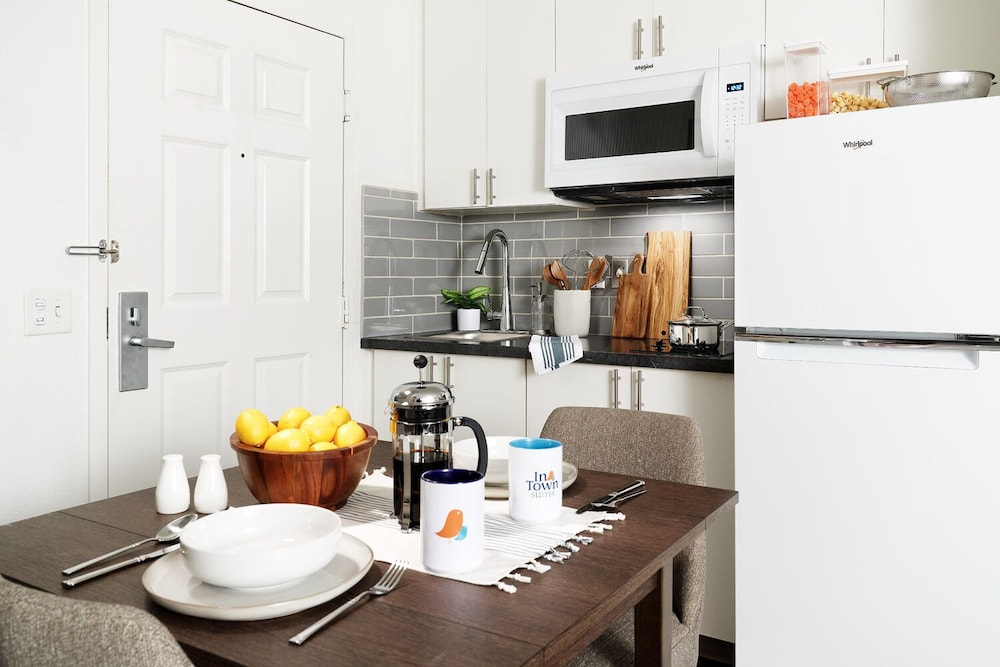 InTown Suites Extended Stay Nashville TN - Bell Road
