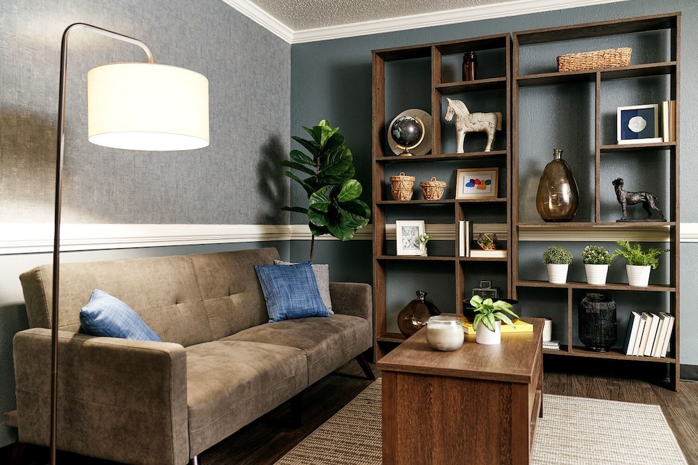 InTown Suites Extended Stay Nashville TN - Bell Road