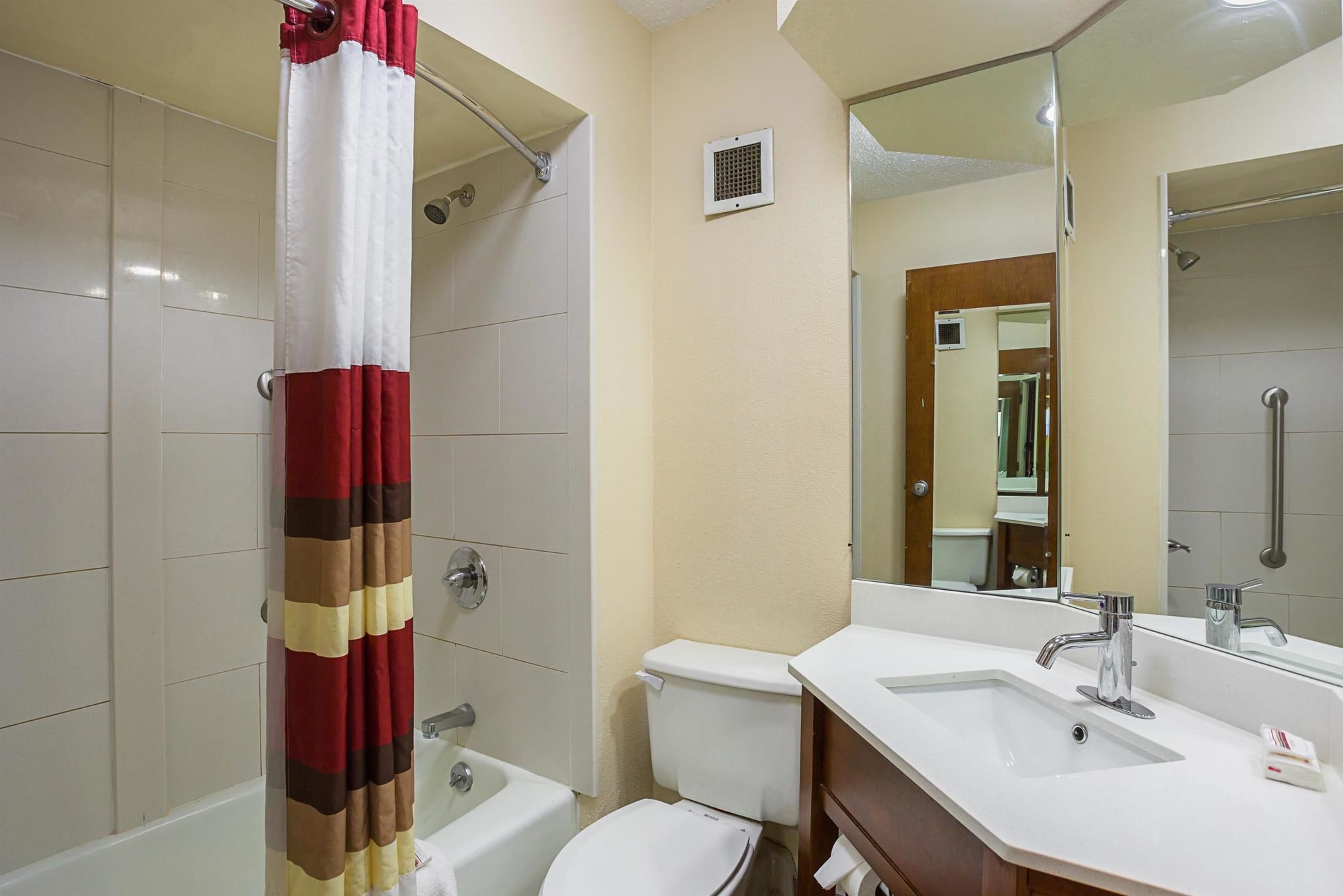 Red Roof Inn Nashville - Music City