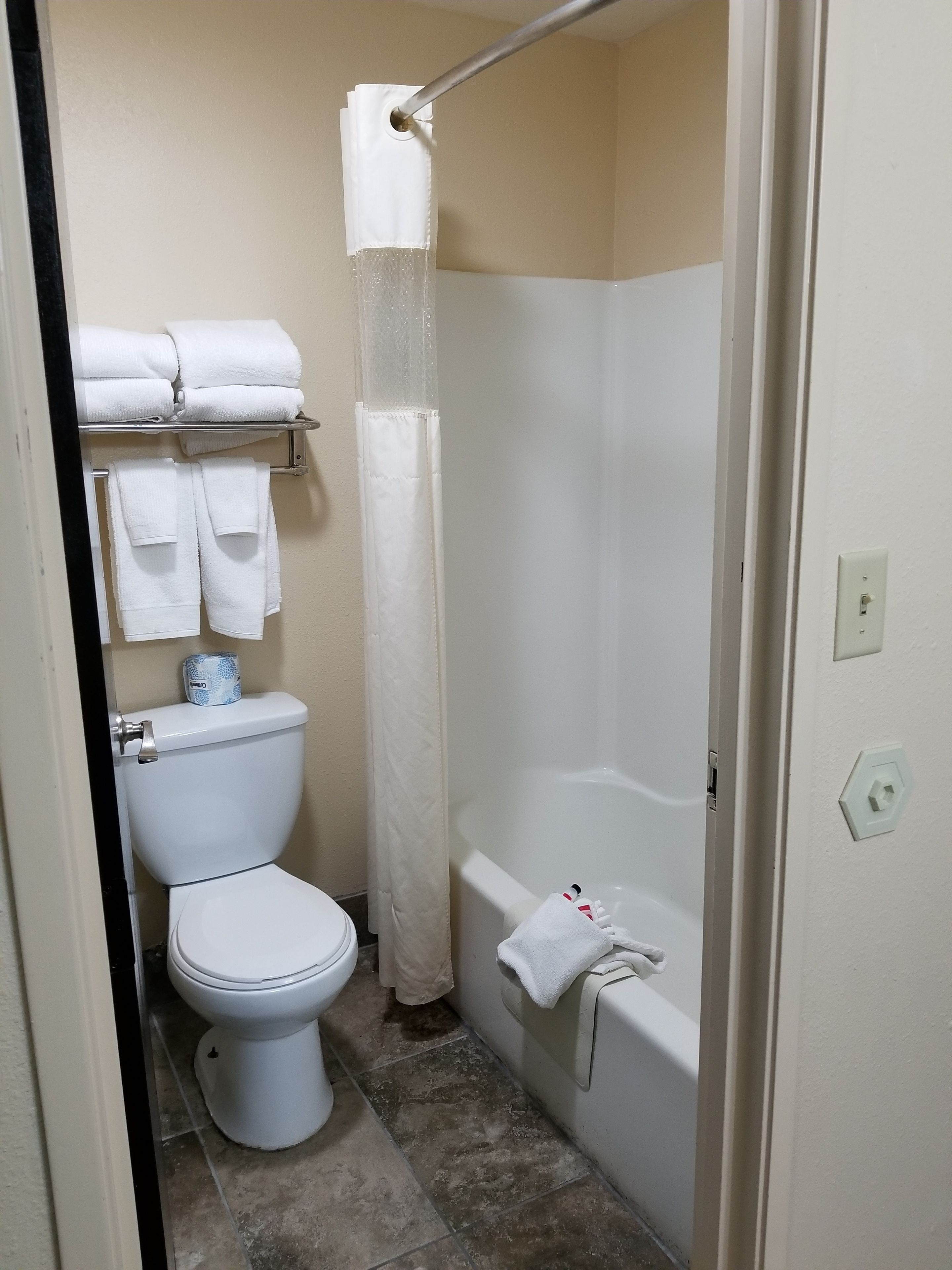 Luxe Studios Nashville Airport