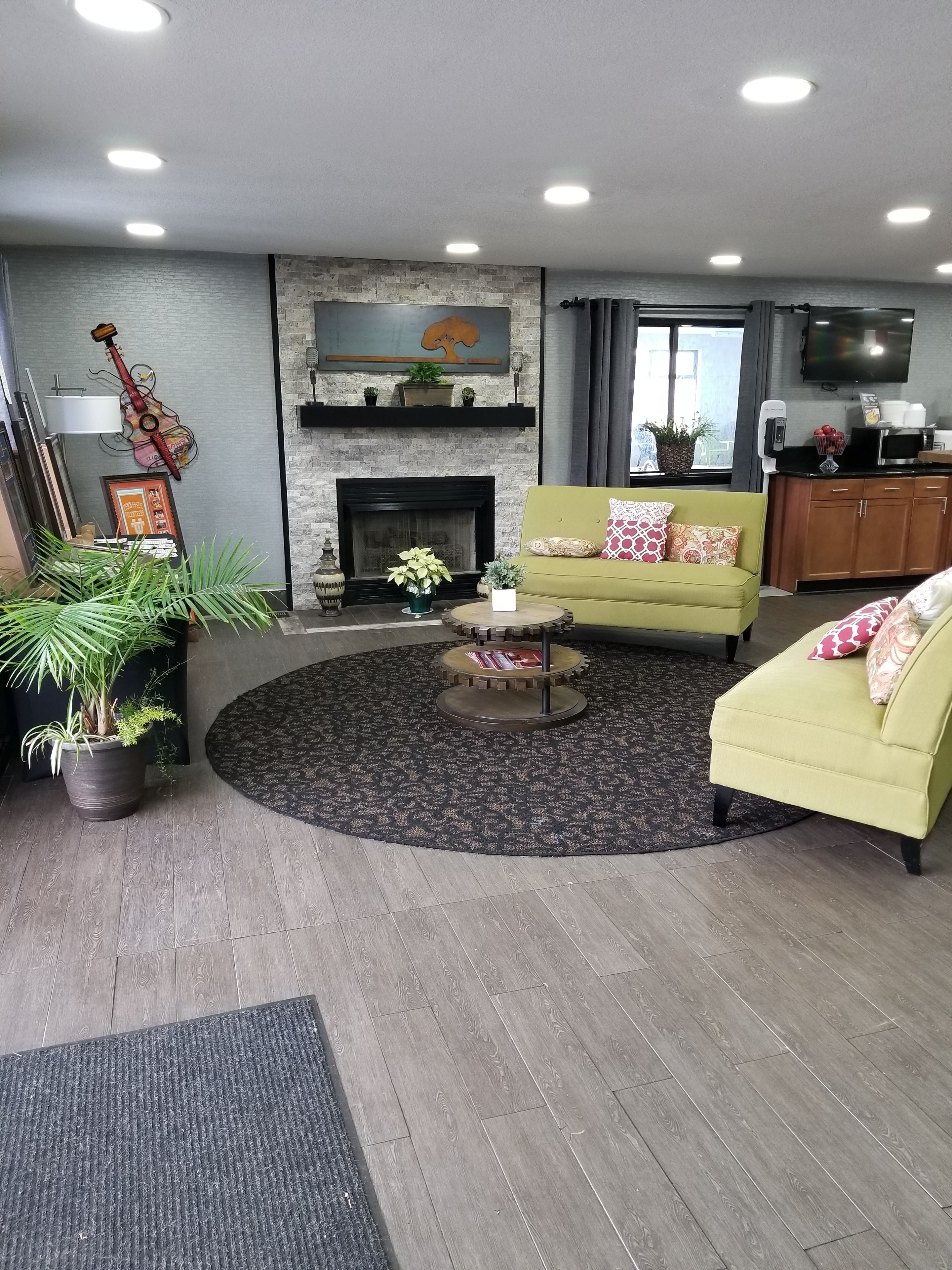 Luxe Studios Nashville Airport