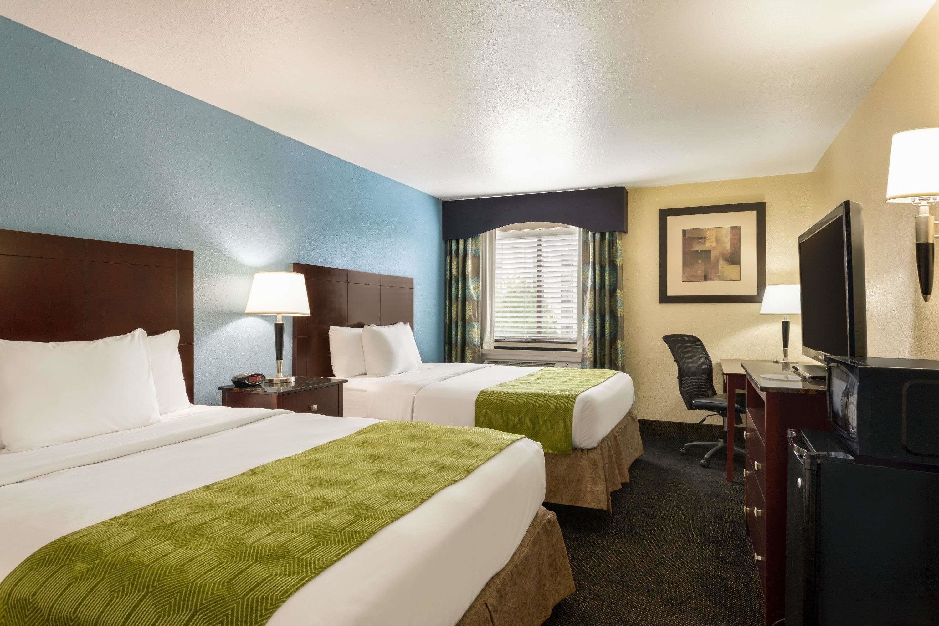 Luxe Studios Nashville Airport