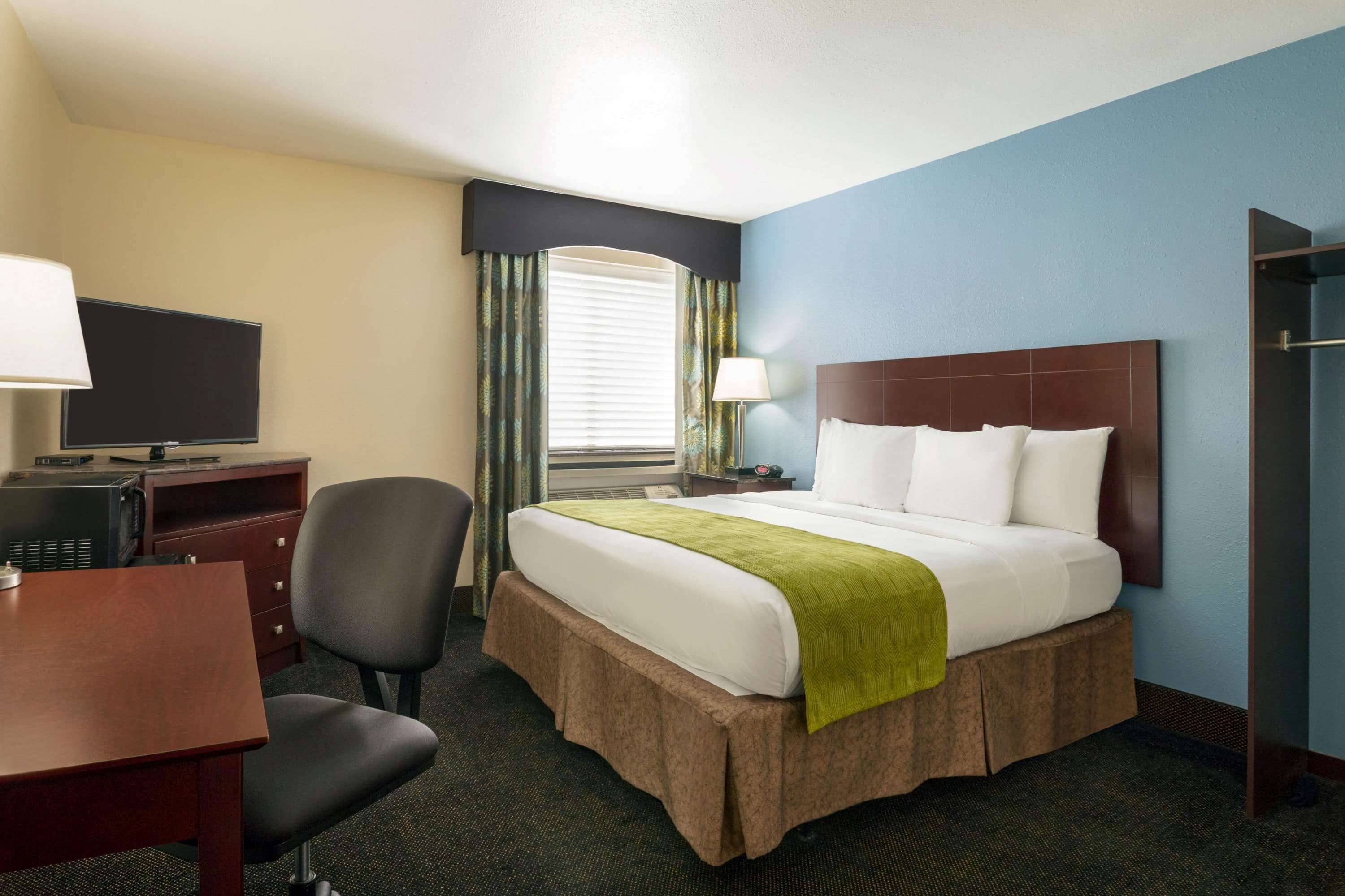 Luxe Studios Nashville Airport
