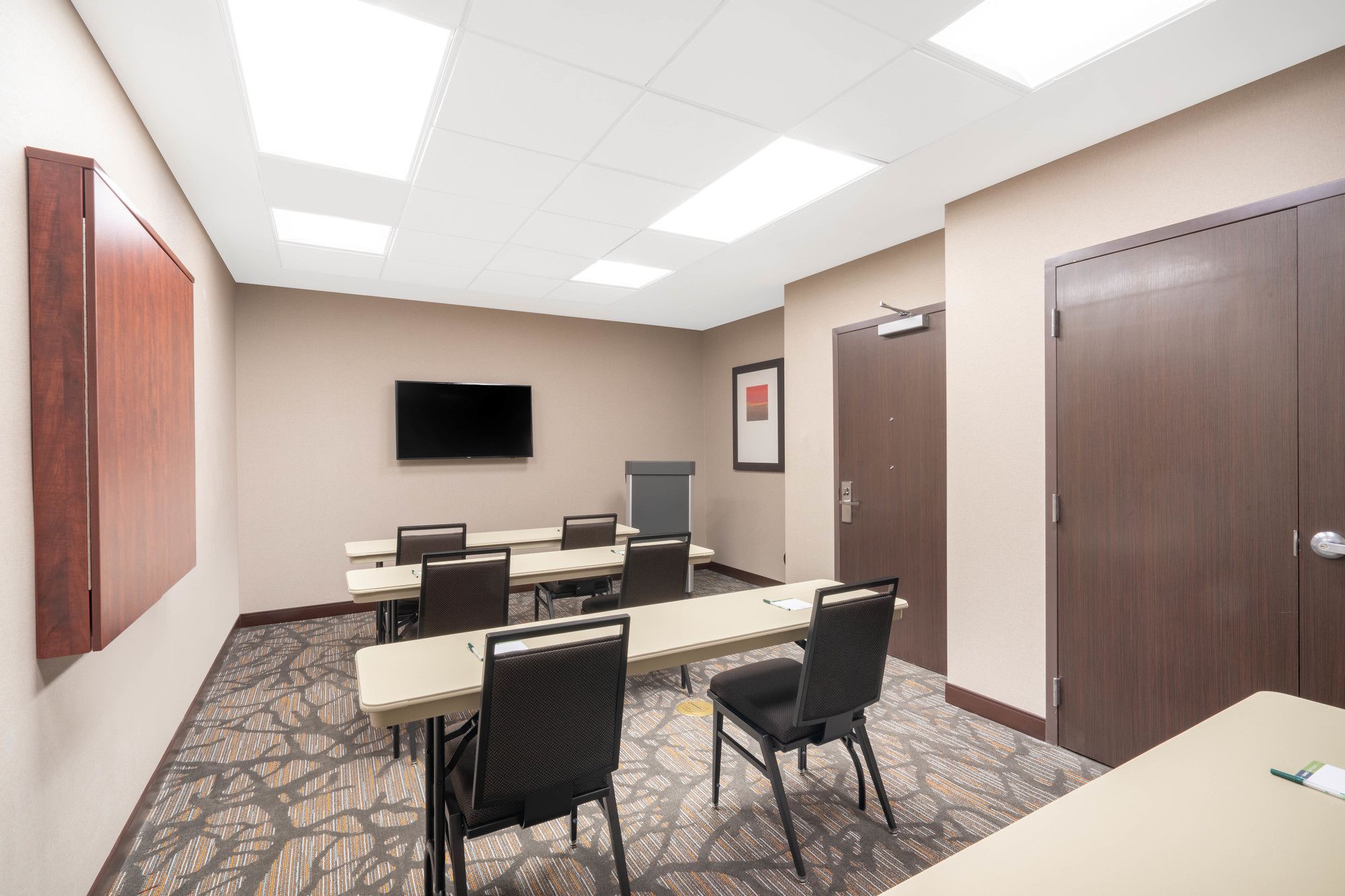 Hampton Inn by Hilton Nashville Airport Century Place