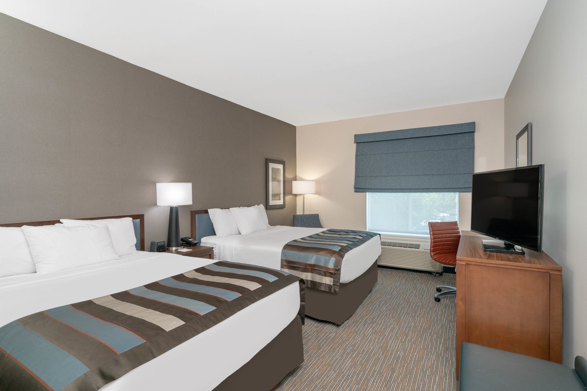 Hampton Inn by Hilton Nashville Airport Century Place