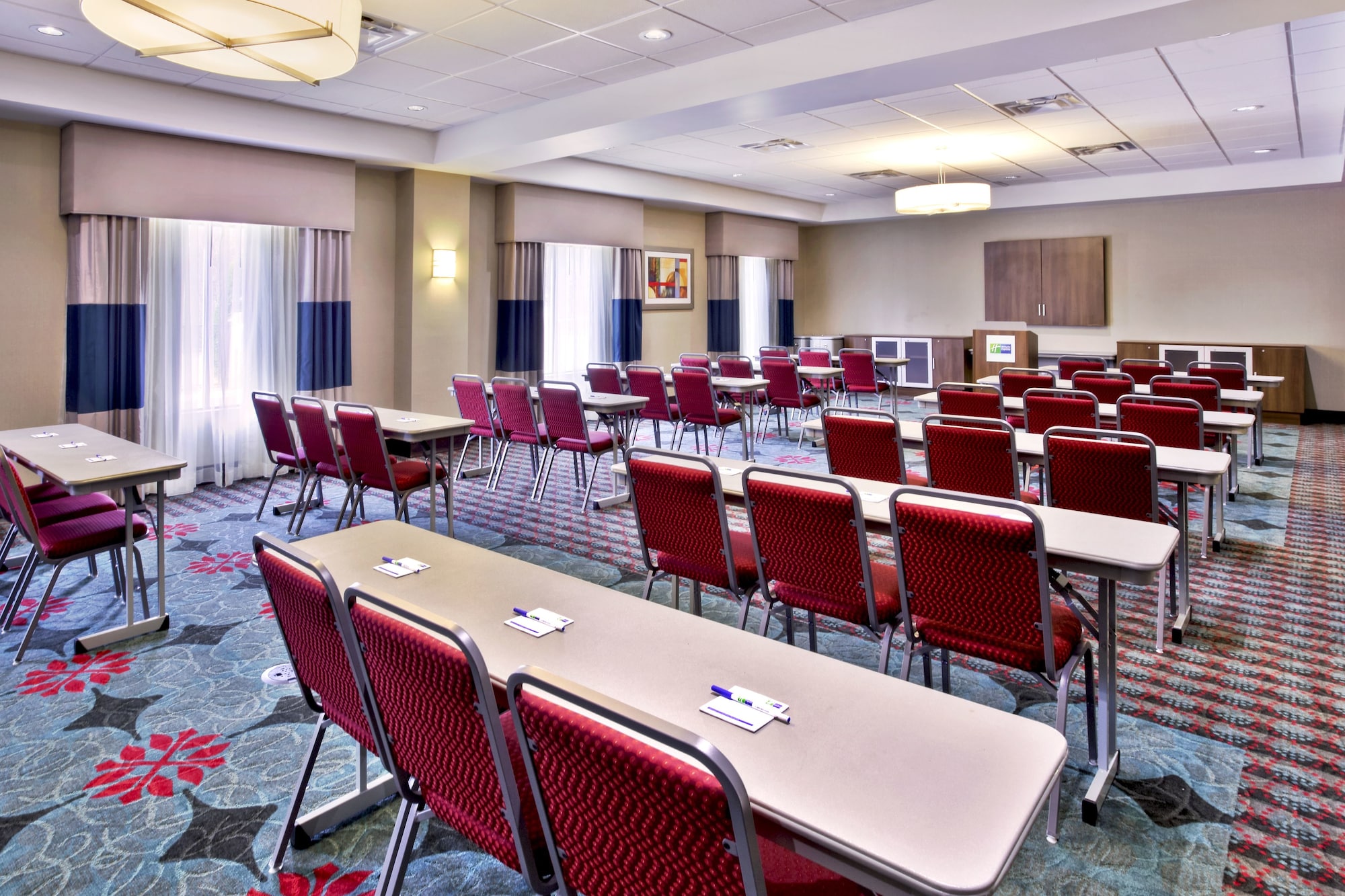 Holiday Inn Express Hotel & Suites Oak Ridge