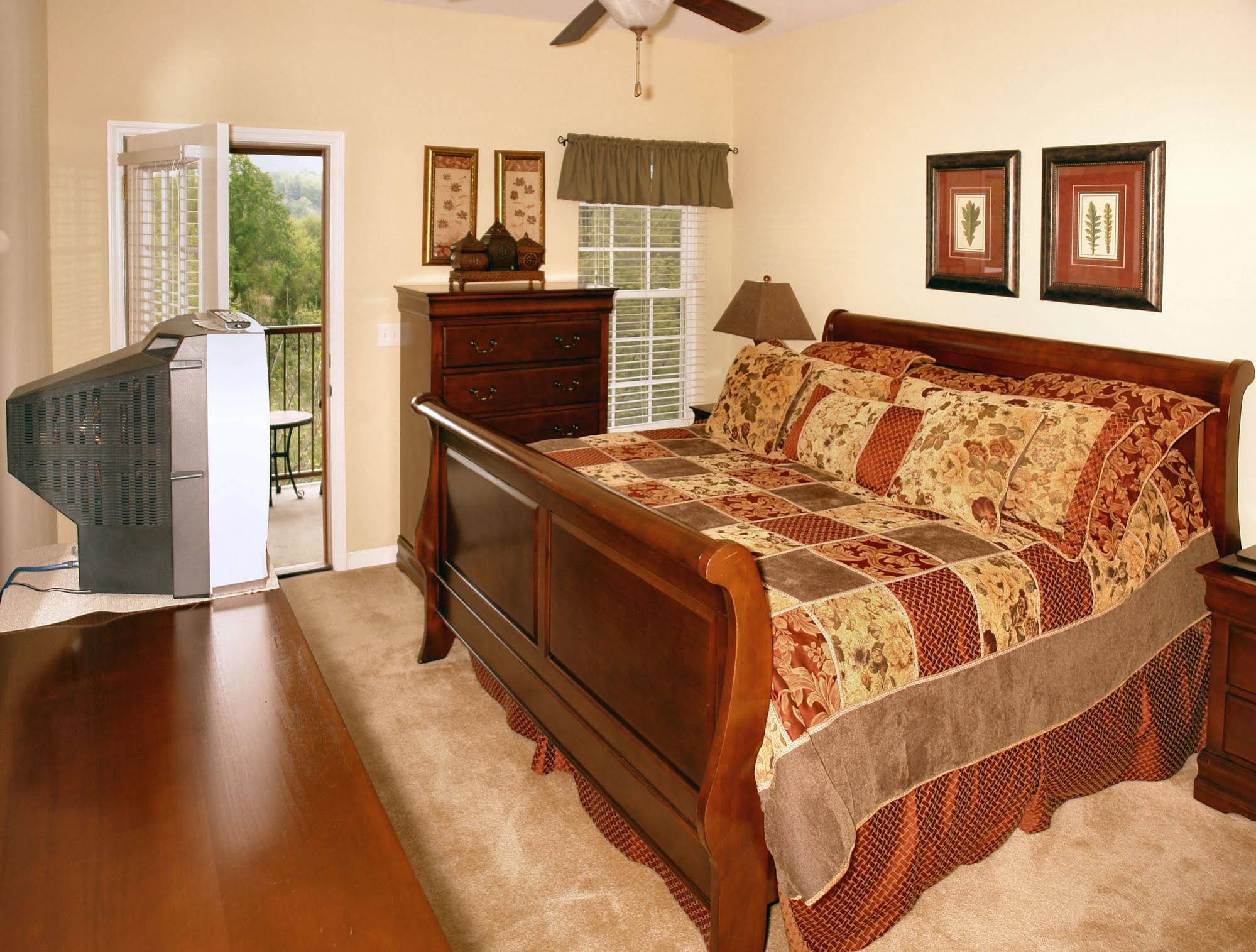 Appleview River Resort