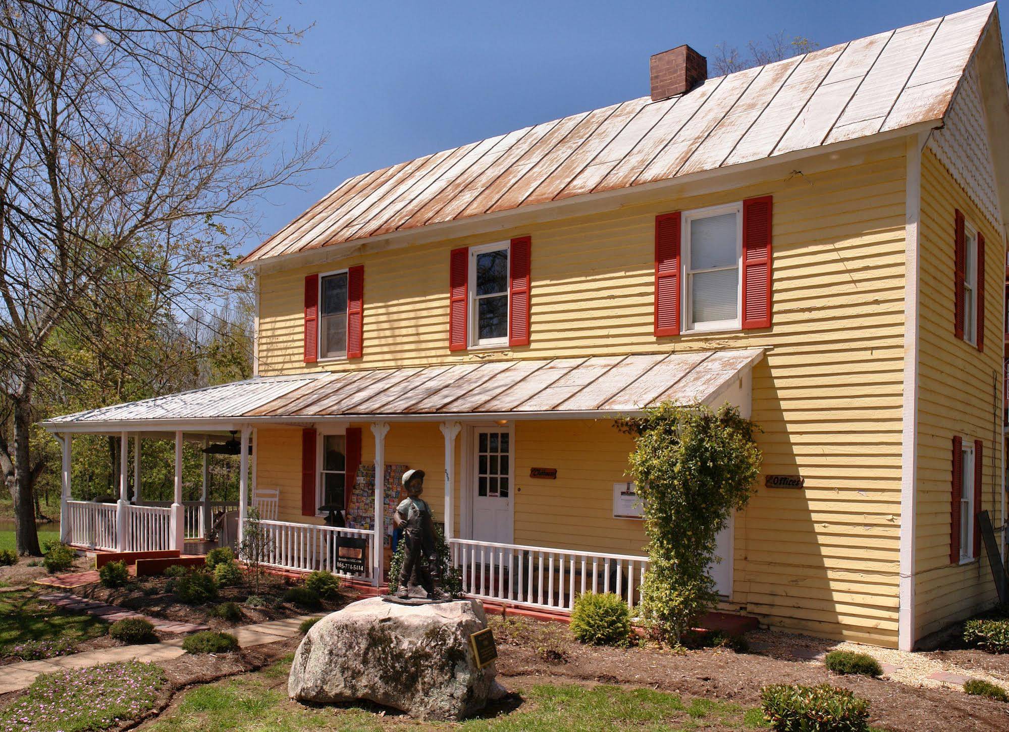 Appleview River Resort