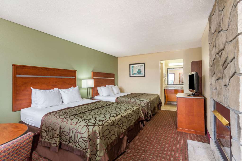 Baymont by Wyndham Pigeon Forge near Island Drive