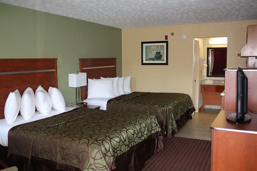 Baymont by Wyndham Pigeon Forge near Island Drive