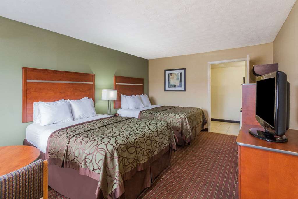 Baymont by Wyndham Pigeon Forge near Island Drive