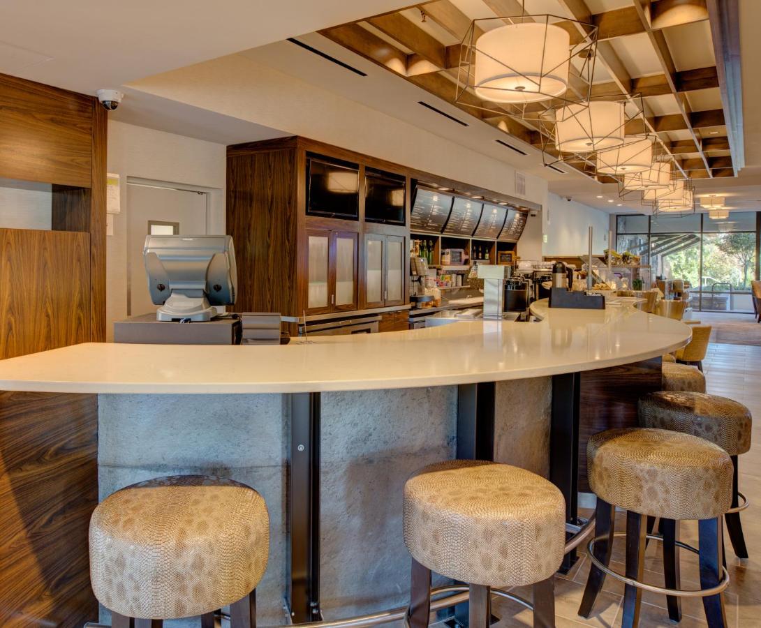 Courtyard Pigeon Forge