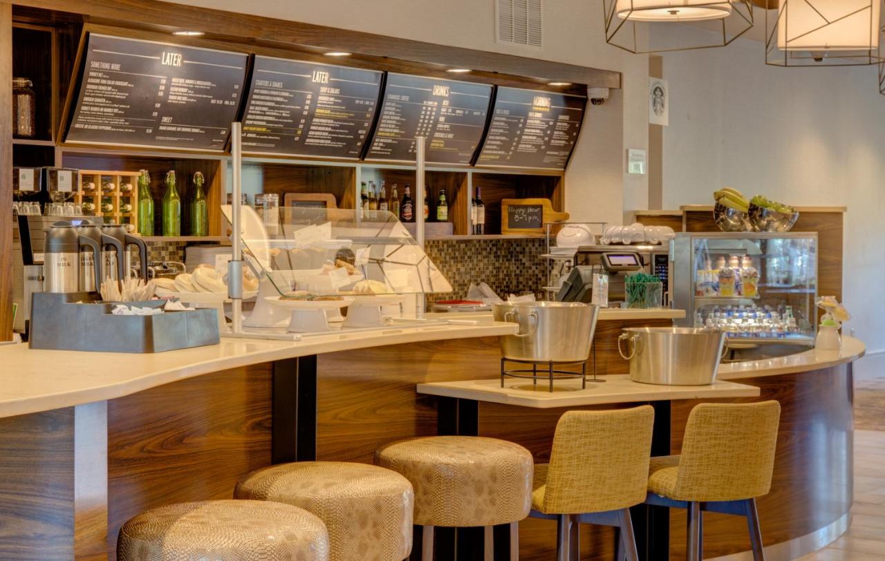 Courtyard Pigeon Forge