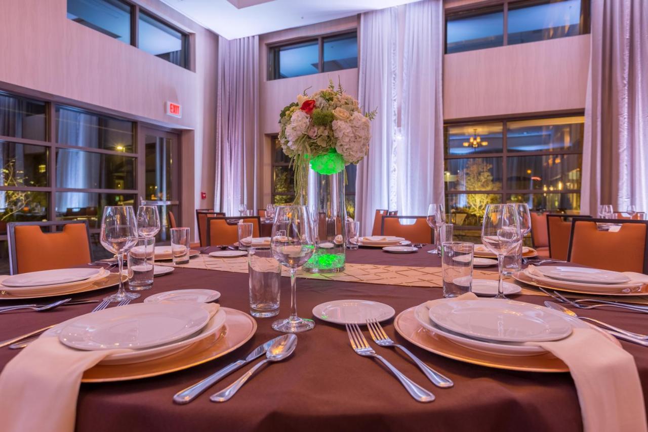 Courtyard Pigeon Forge