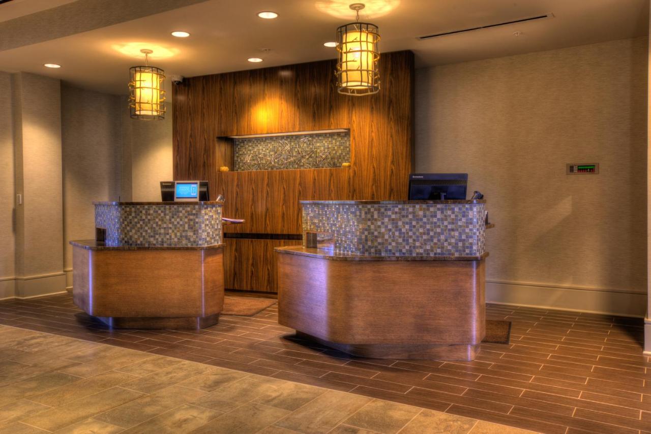 Courtyard Pigeon Forge