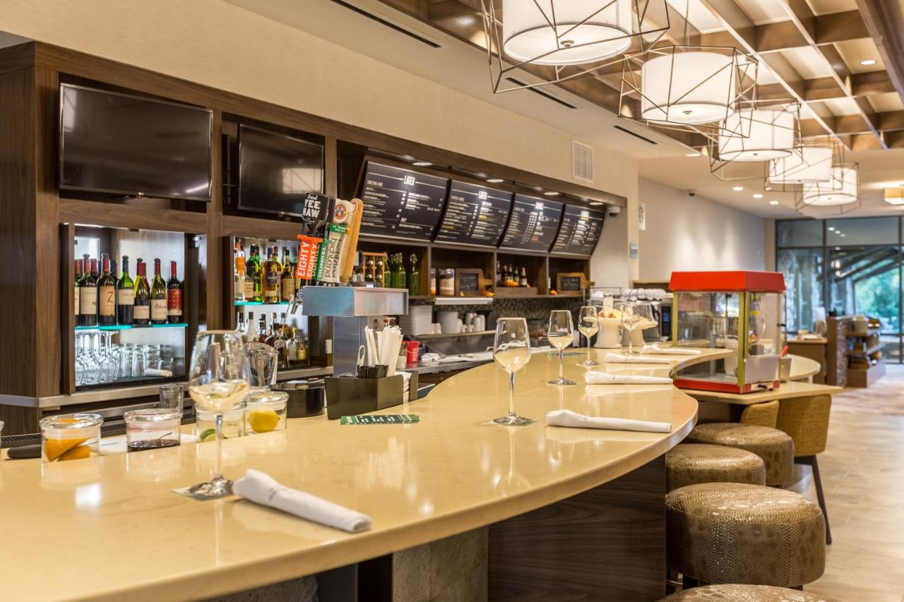 Courtyard Pigeon Forge