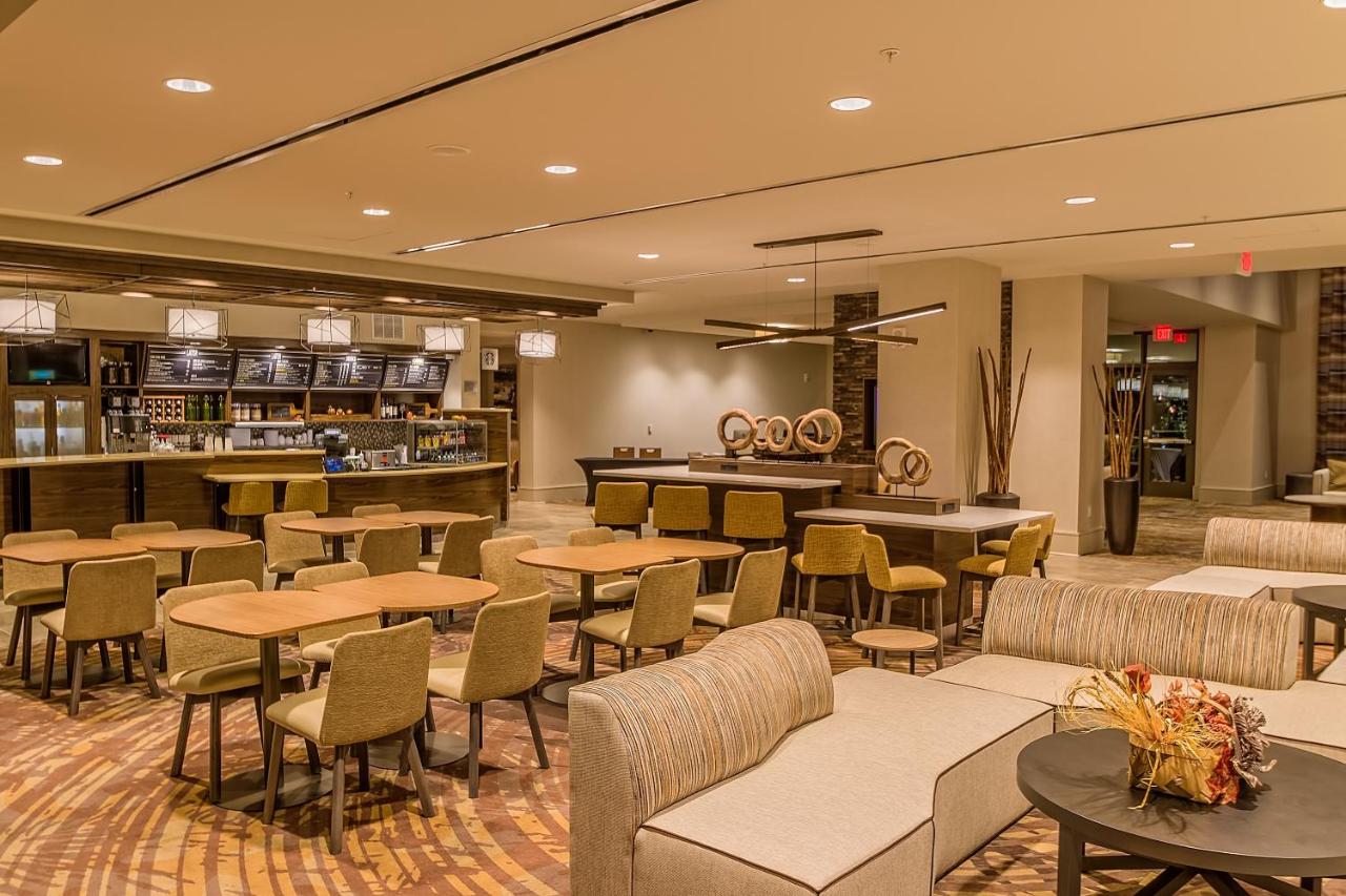 Courtyard Pigeon Forge