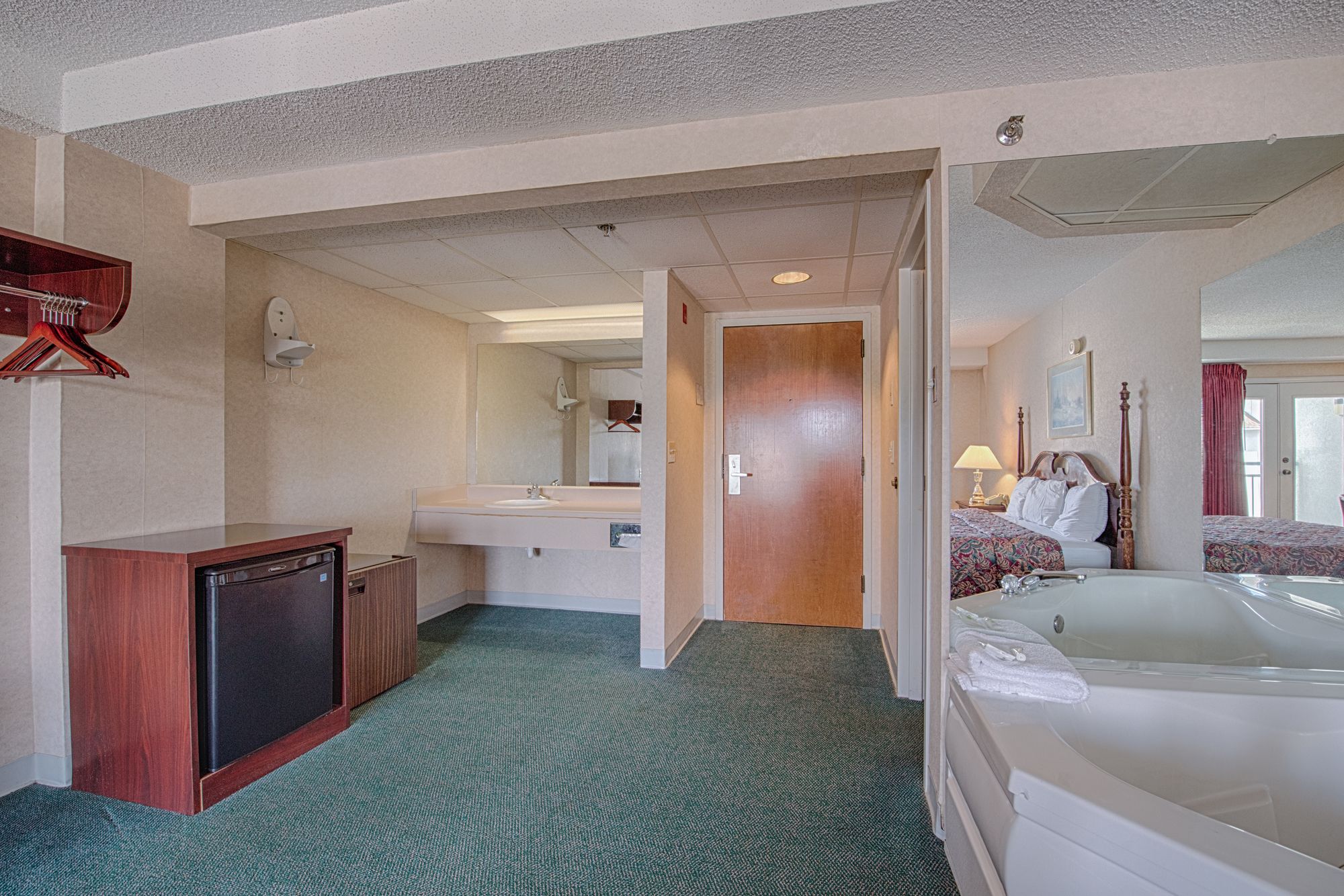 Best Western Plus Apple Valley Lodge Pigeon Forge
