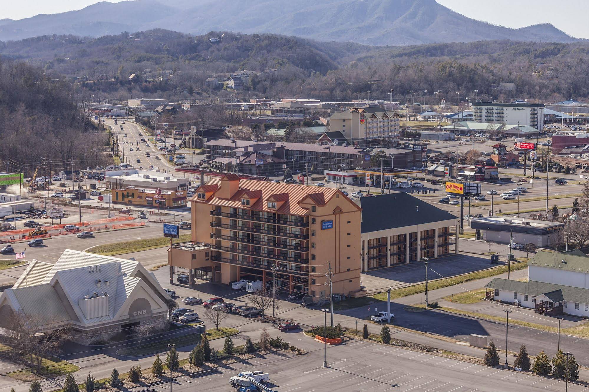 Mountain Vista Inn & Suites