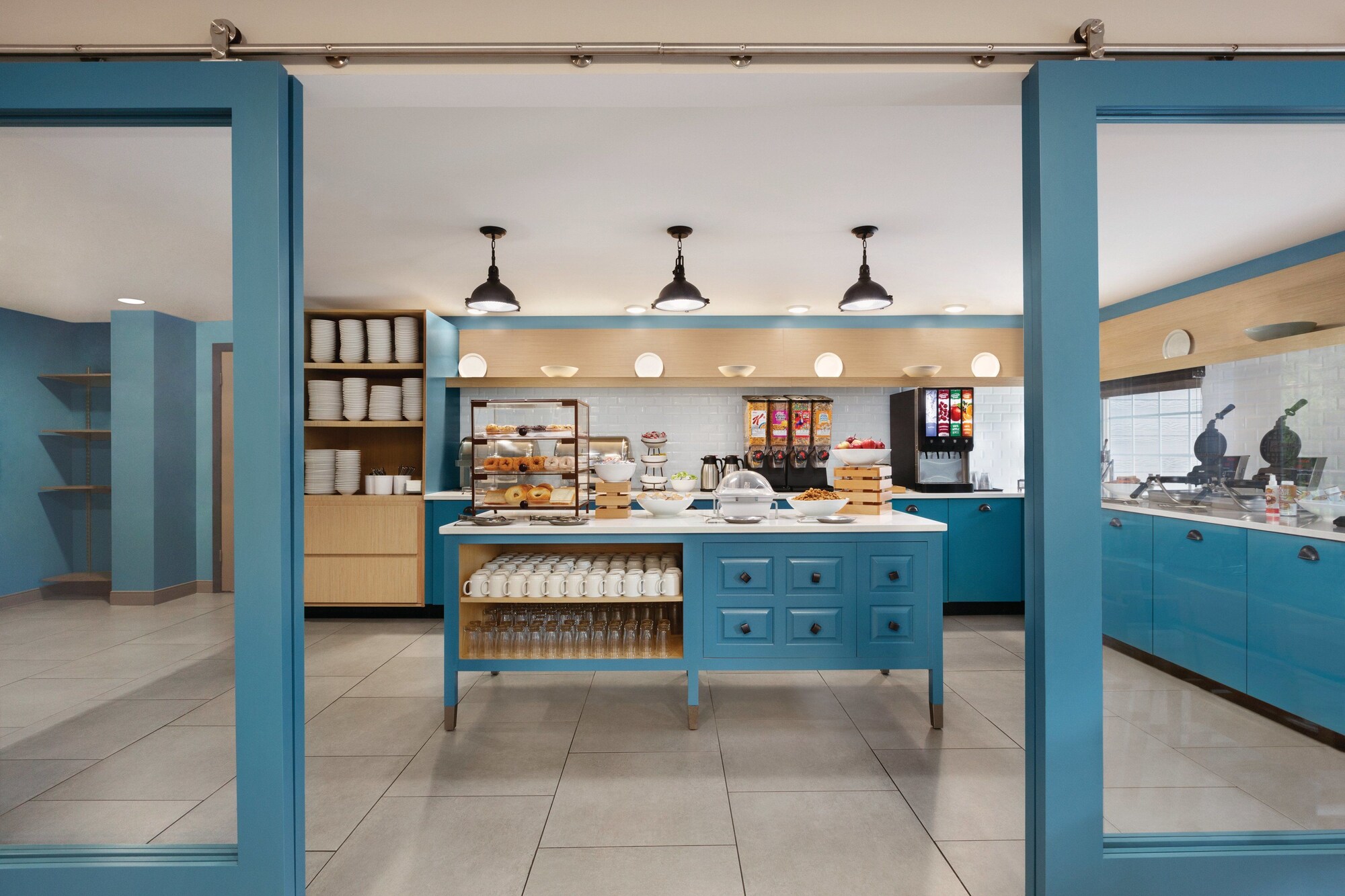 Country Inn & Suites by Radisson, Pigeon Forge South, TN