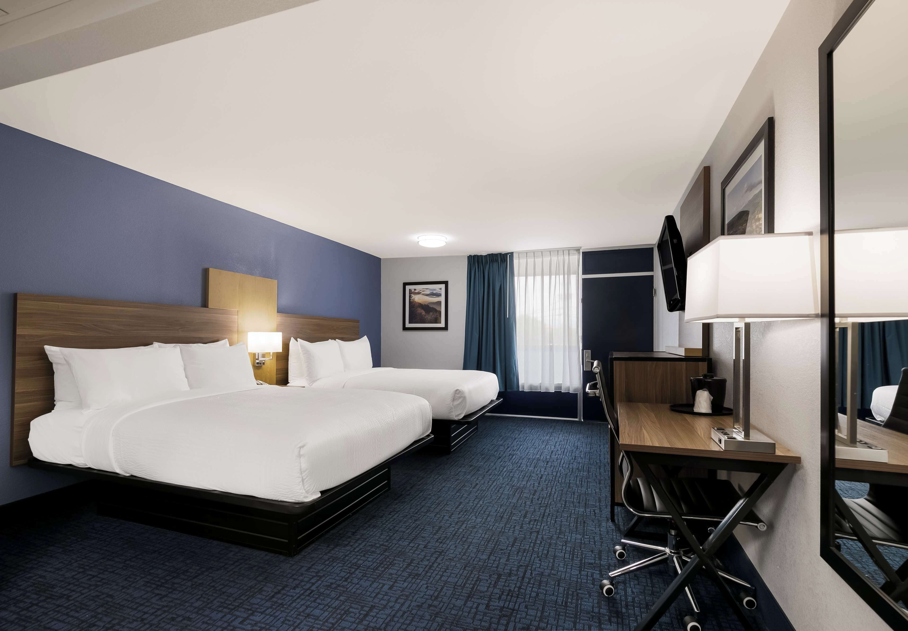 SureStay Plus by Best Western Pigeon Forge