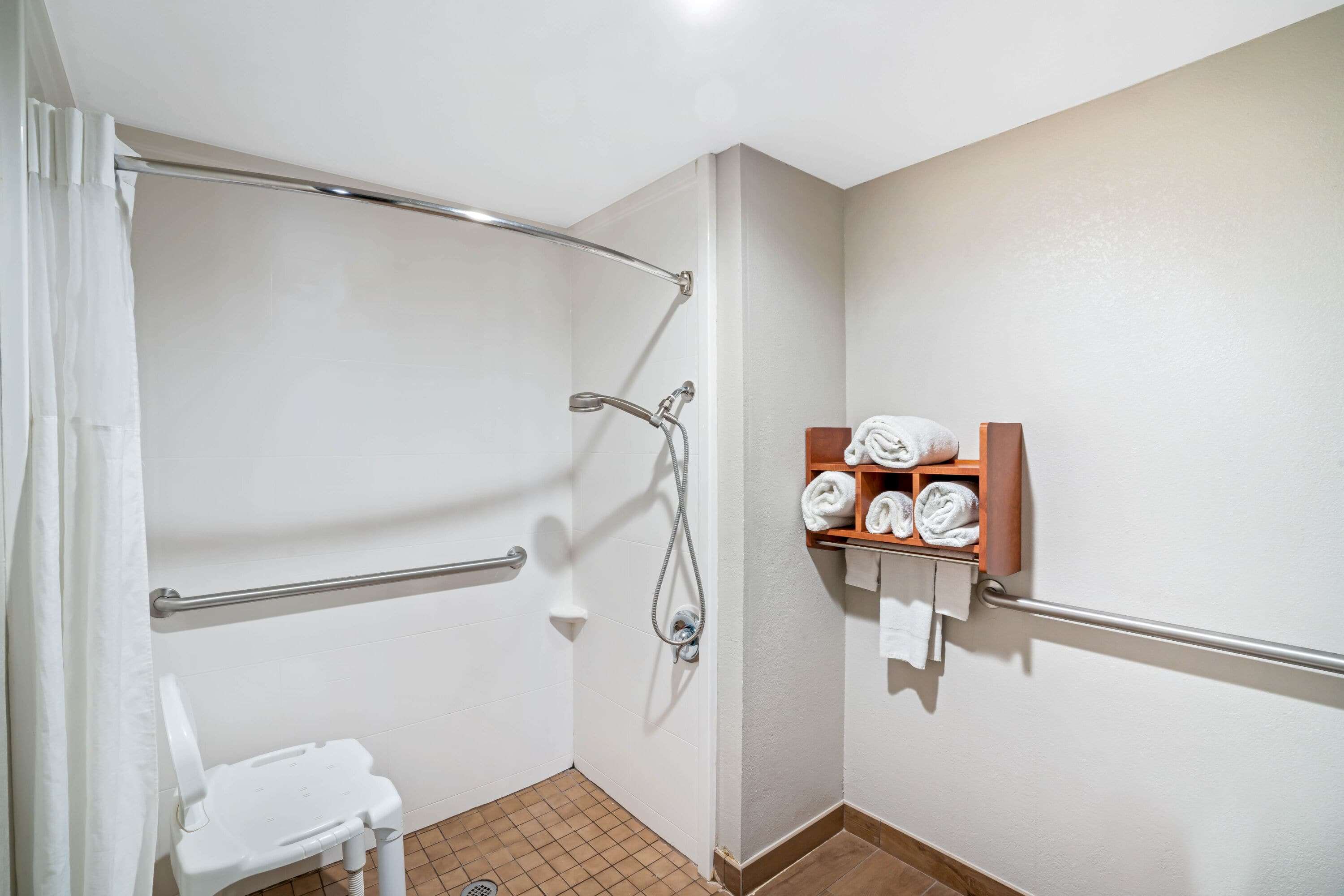 La Quinta Inn & Suites by Wyndham Knoxville North I-75