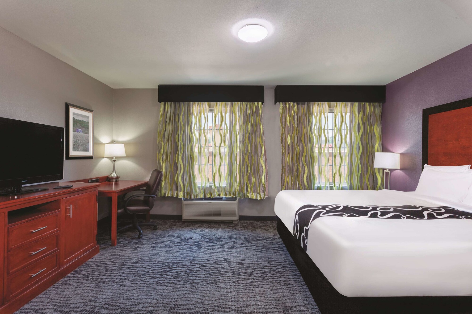 La Quinta Inn & Suites by Wyndham Knoxville North I-75