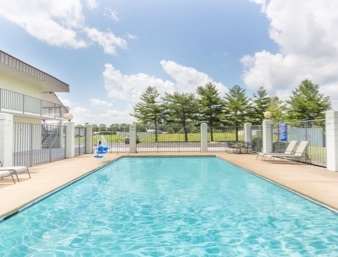 Days Inn by Wyndham Ripley