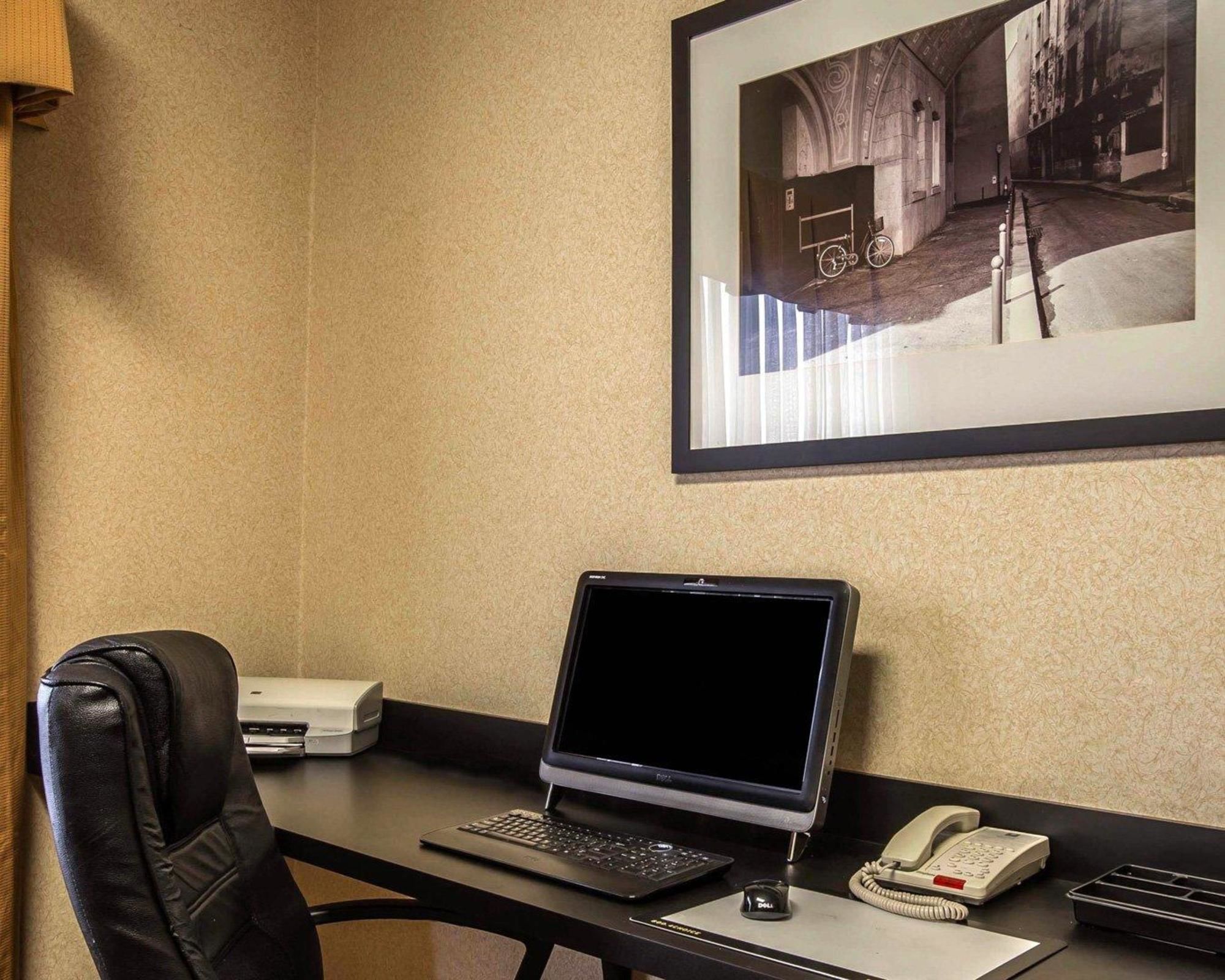 Comfort Inn & Suites
