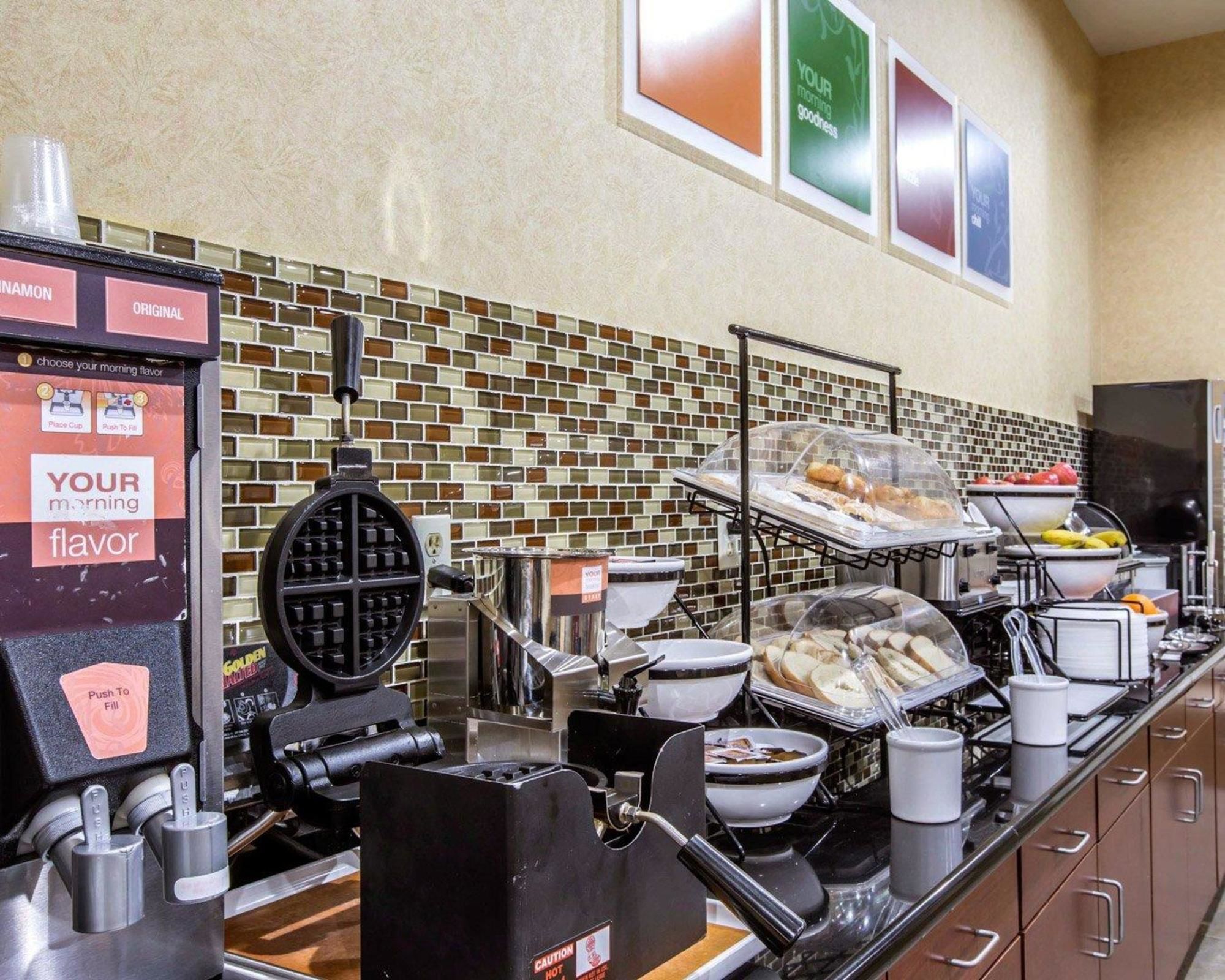 Comfort Inn & Suites