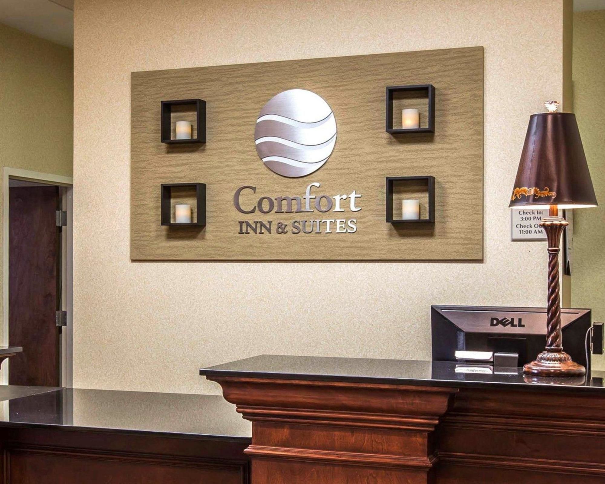 Comfort Inn & Suites