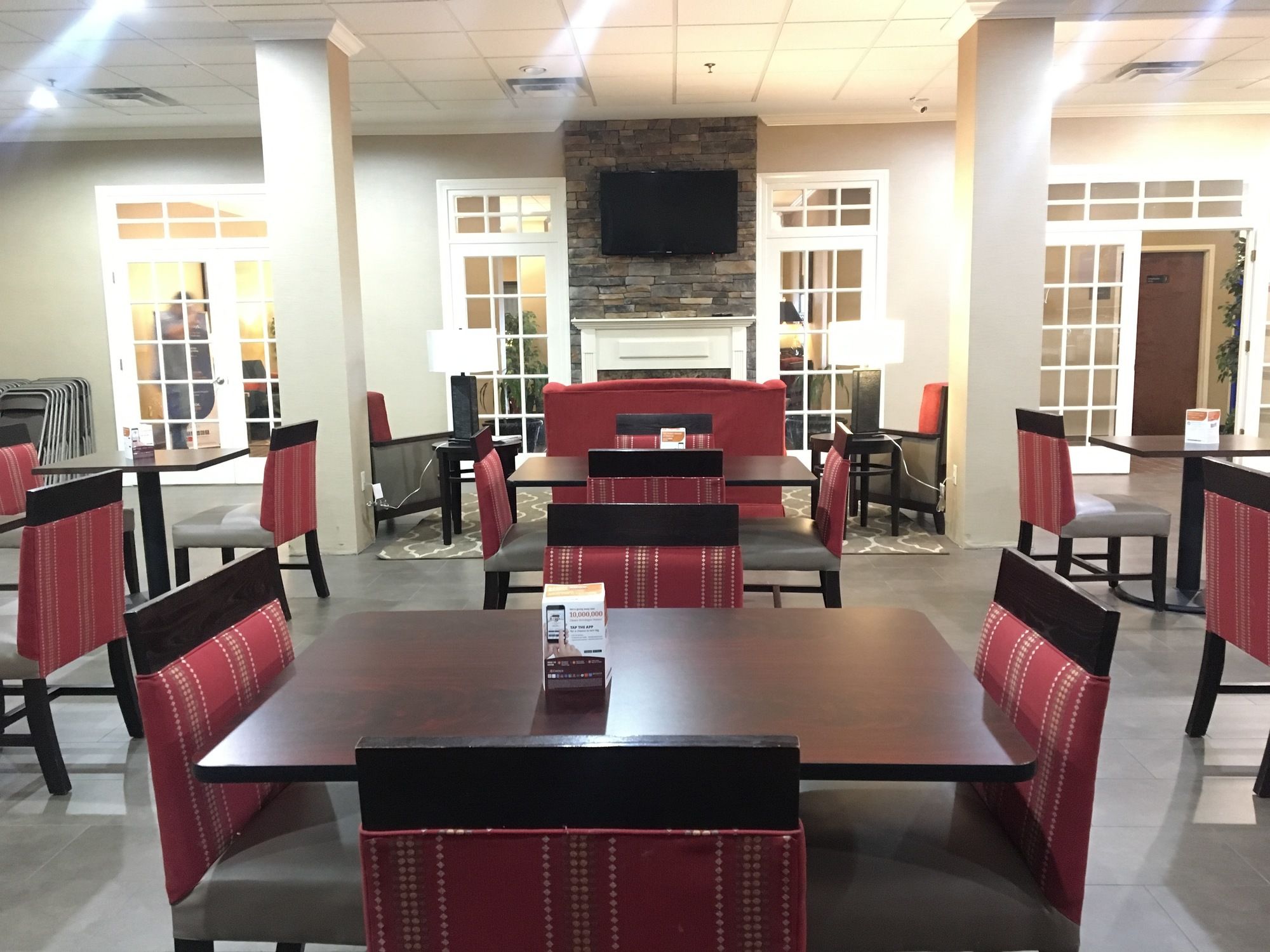 Comfort Inn & Suites