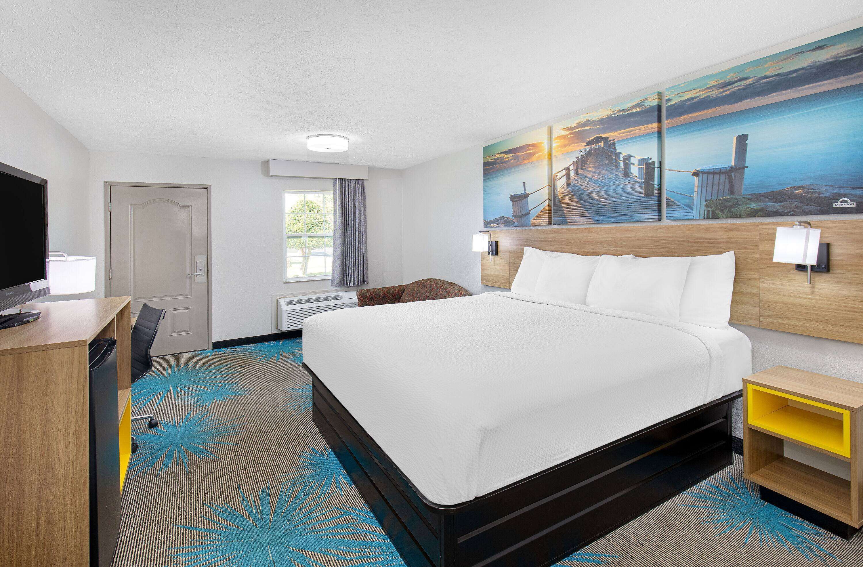 Days Inn by Wyndham Savannah